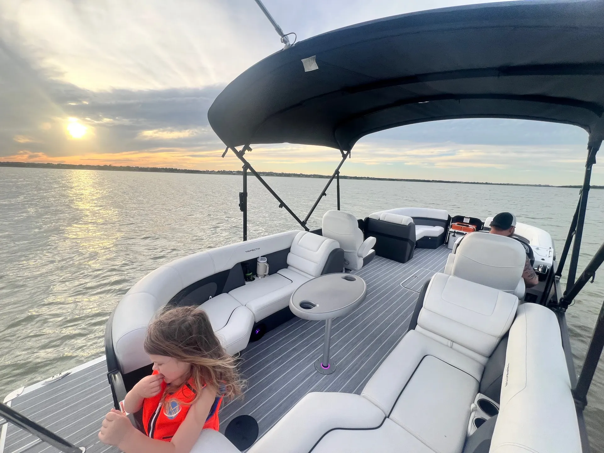 Experience an Epic Lake Journey with Envy Rentals