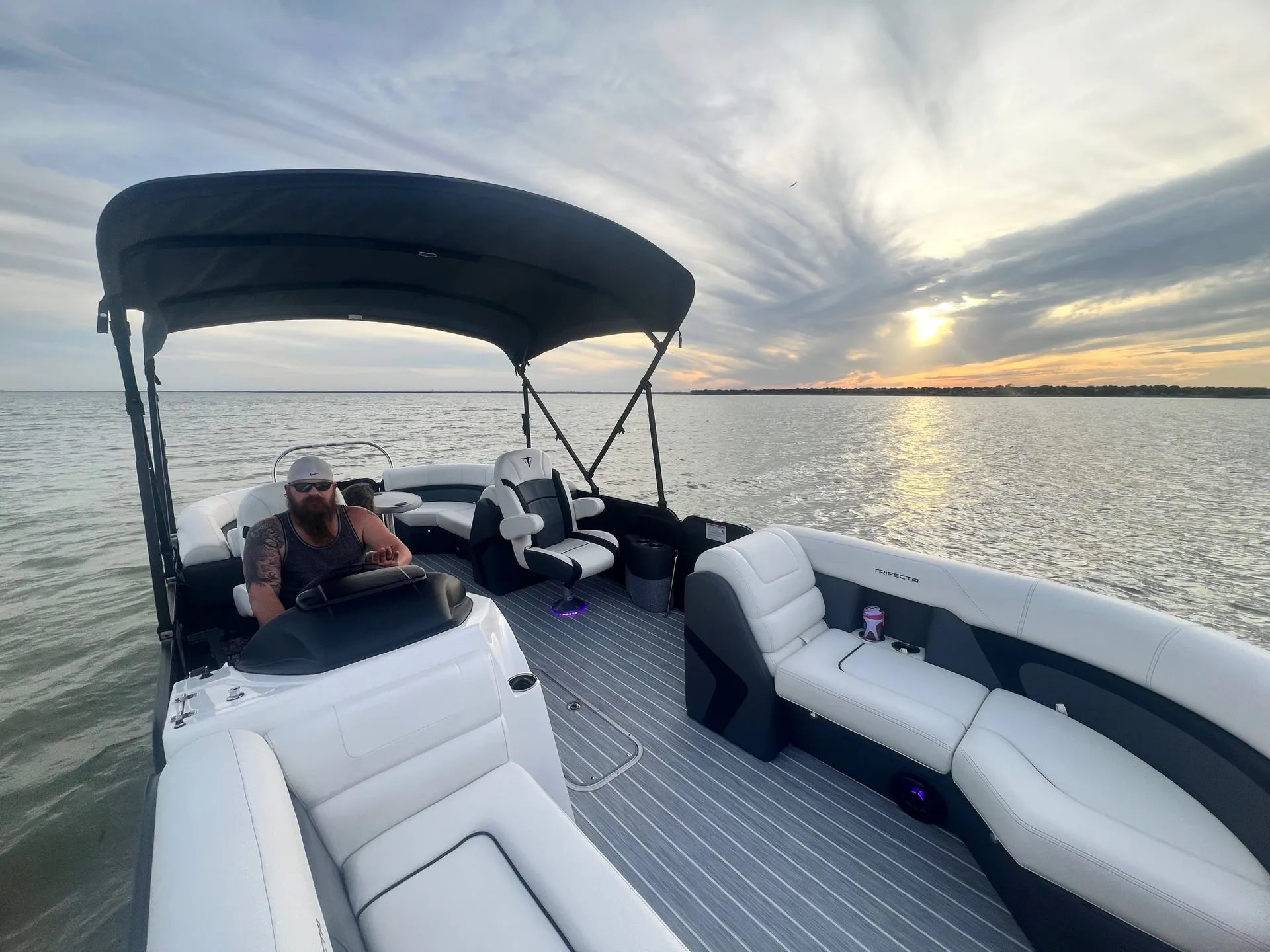 Experience an Epic Lake Journey with Envy Rentals