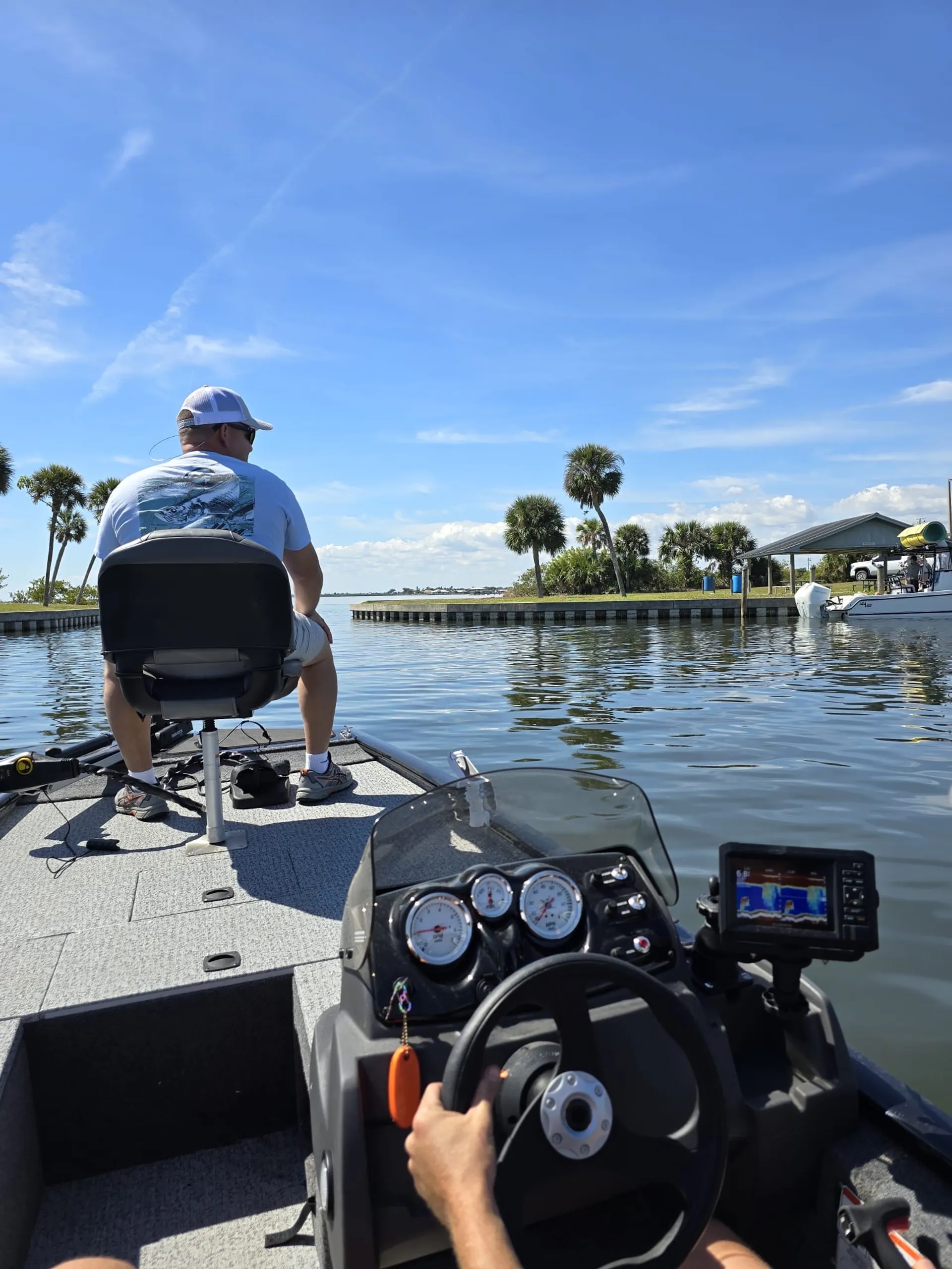 Tracker Pro 170 for fishing! - Delivery to East Lake Toho & Underhill