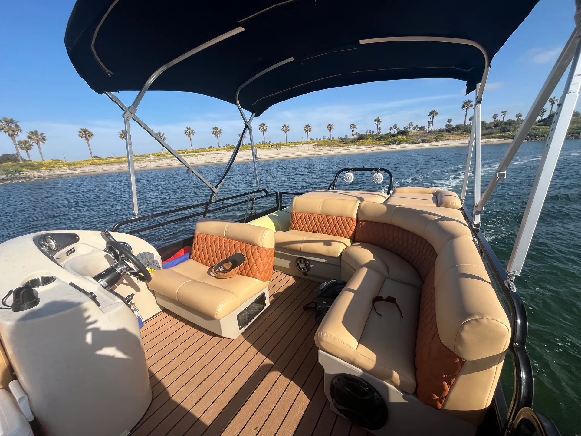 Encore Bentley Bentley Encore 240 Cruise in San Diego, CA — photo 9