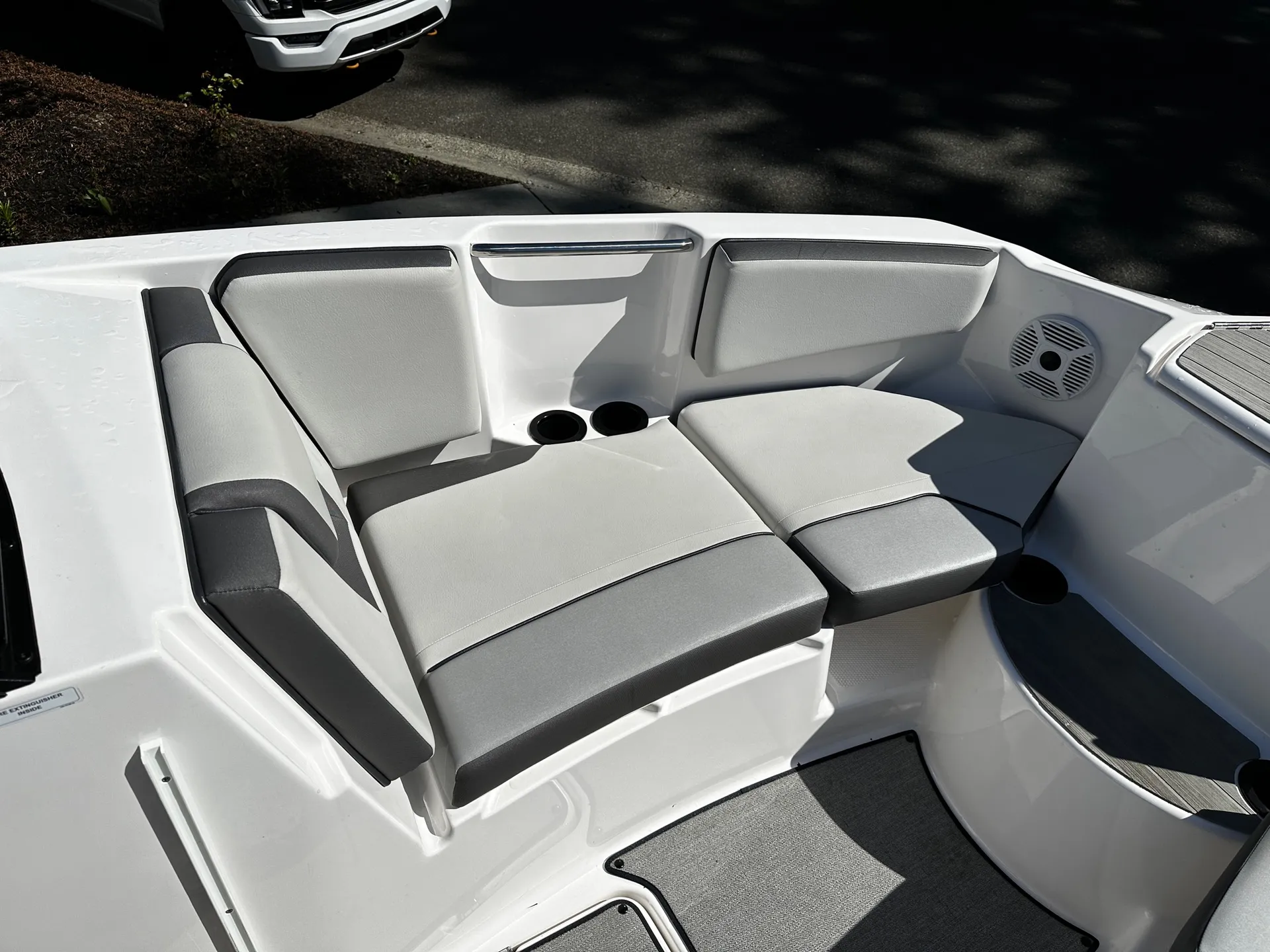 Lake Washington Explorer: Waterfront Mansions, City Views & Sunsets