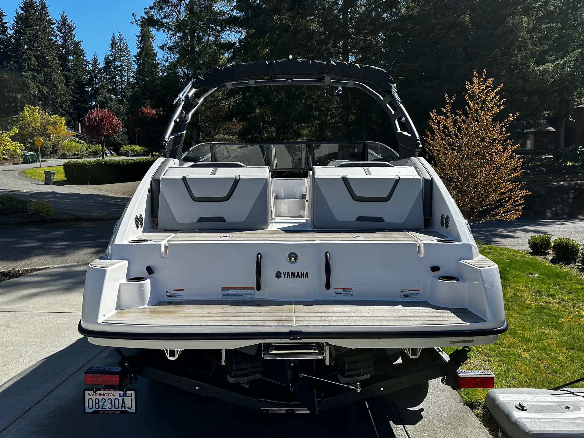 Lake Washington Explorer: Waterfront Mansions, City Views & Sunsets