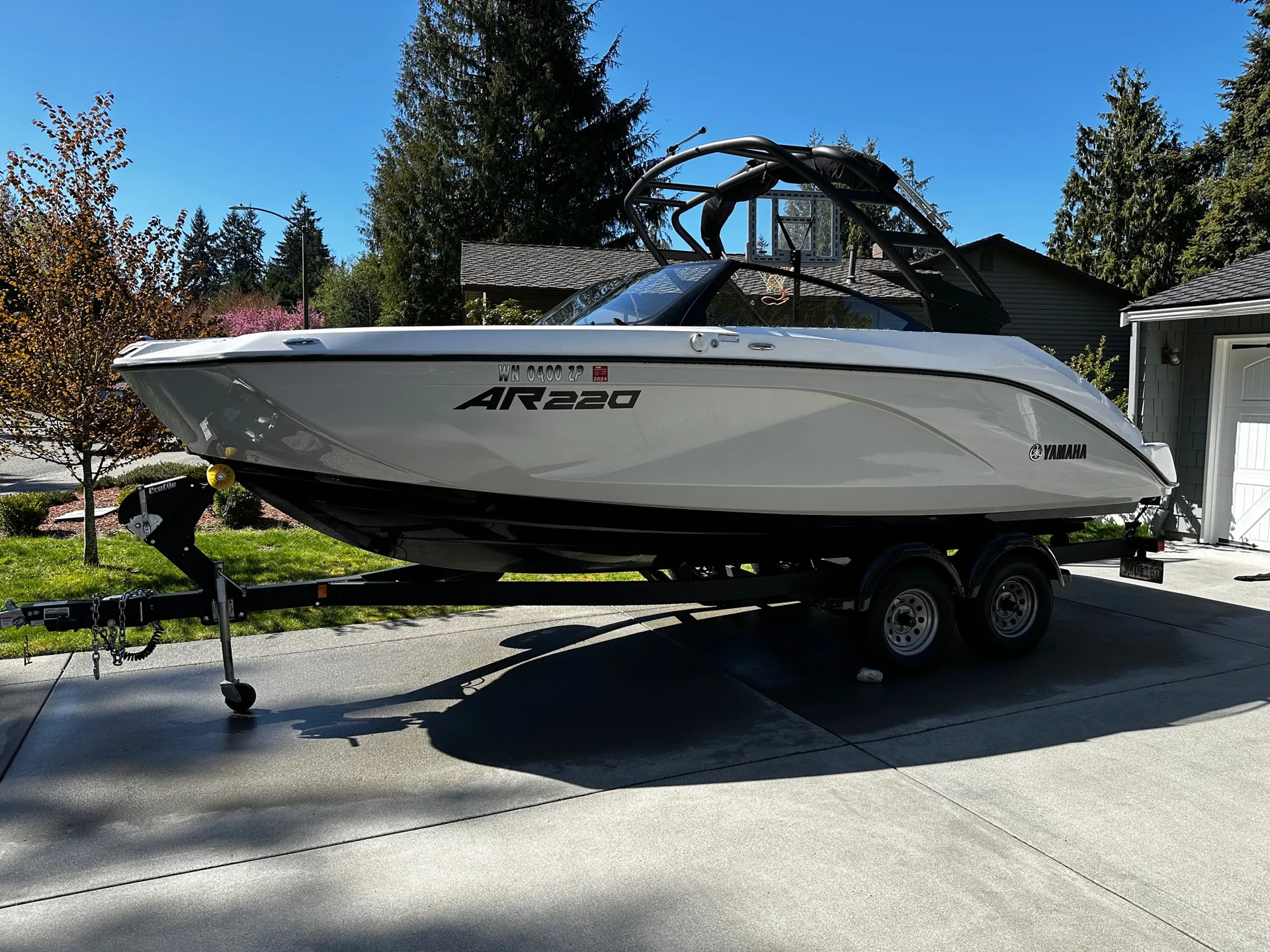 Lake Washington Explorer: Waterfront Mansions, City Views & Sunsets