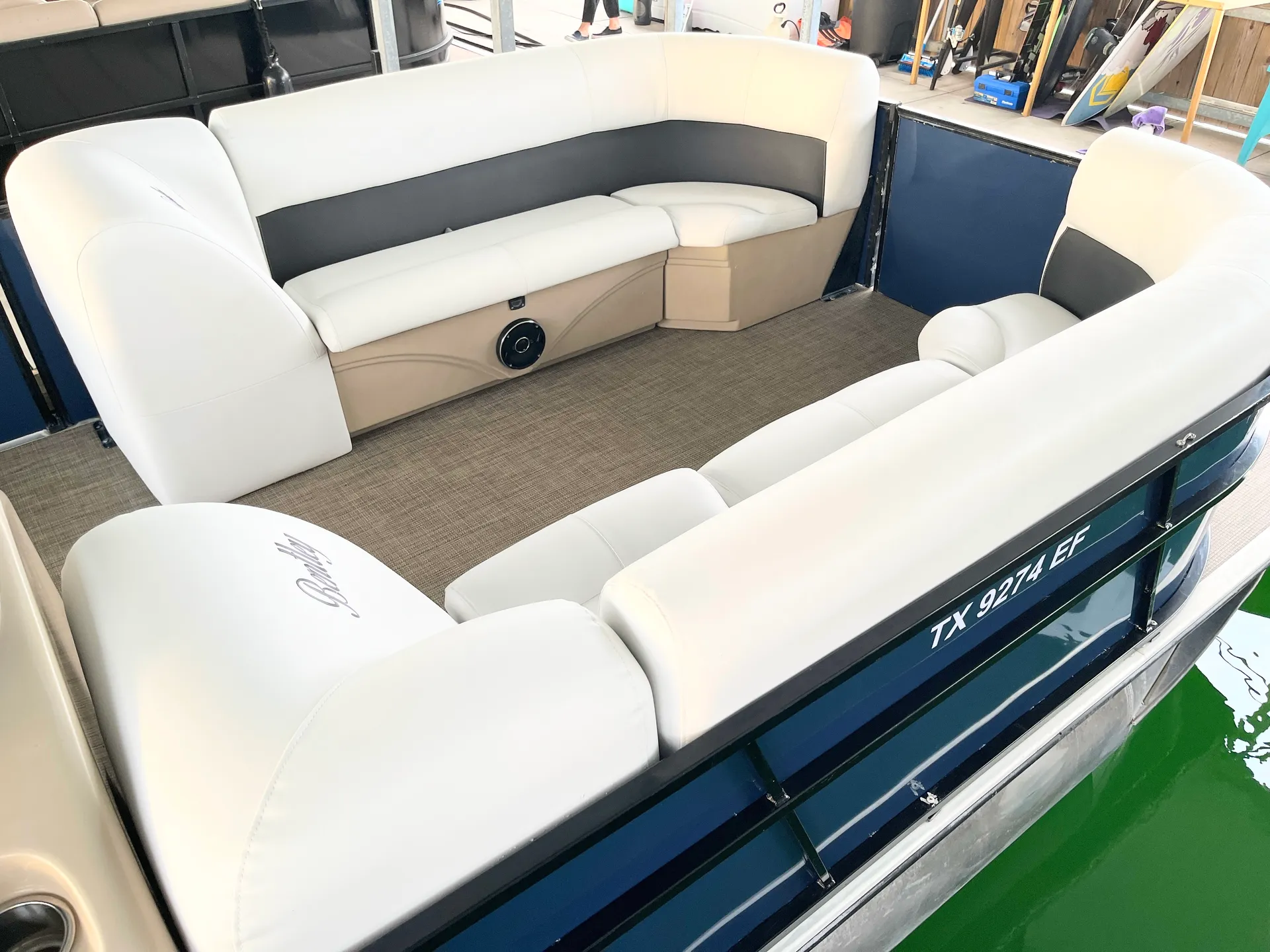 Beautiful and Luxurious Bentley Blue Pontoon for 15 passengers 
