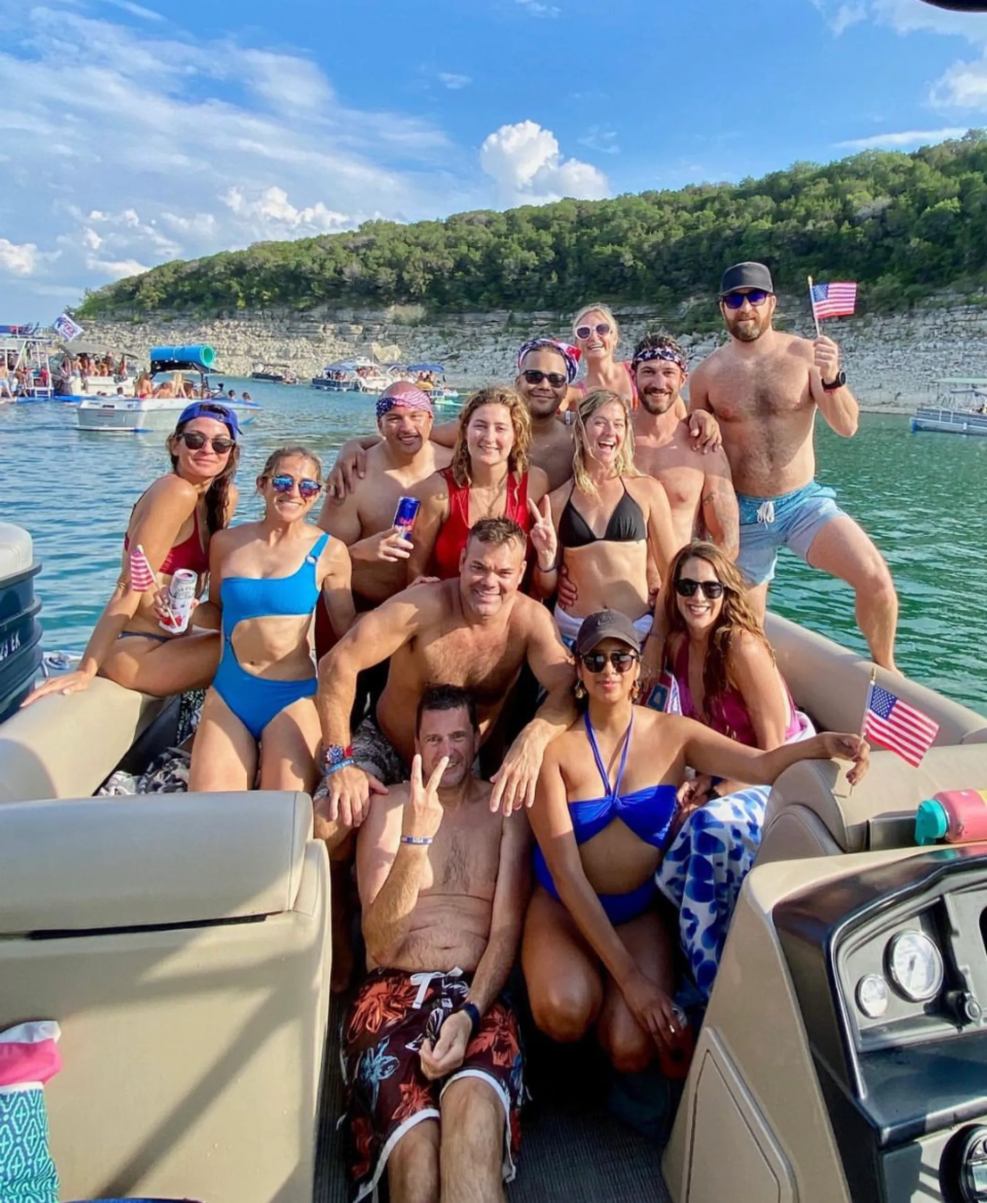 Beautiful and Luxurious Bentley Blue Pontoon for 15 passengers 