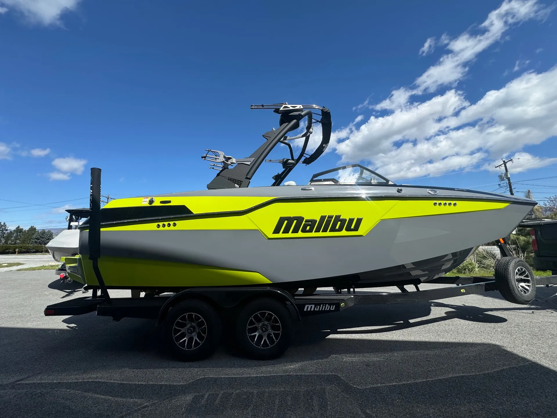 Best surf wave and rental experience in Chelan (check my reviews!)