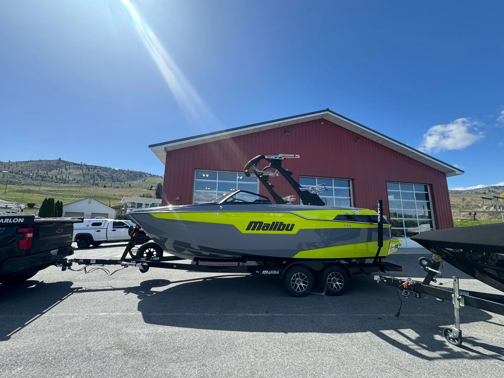 Best surf wave and rental experience in Chelan (check my reviews!)
