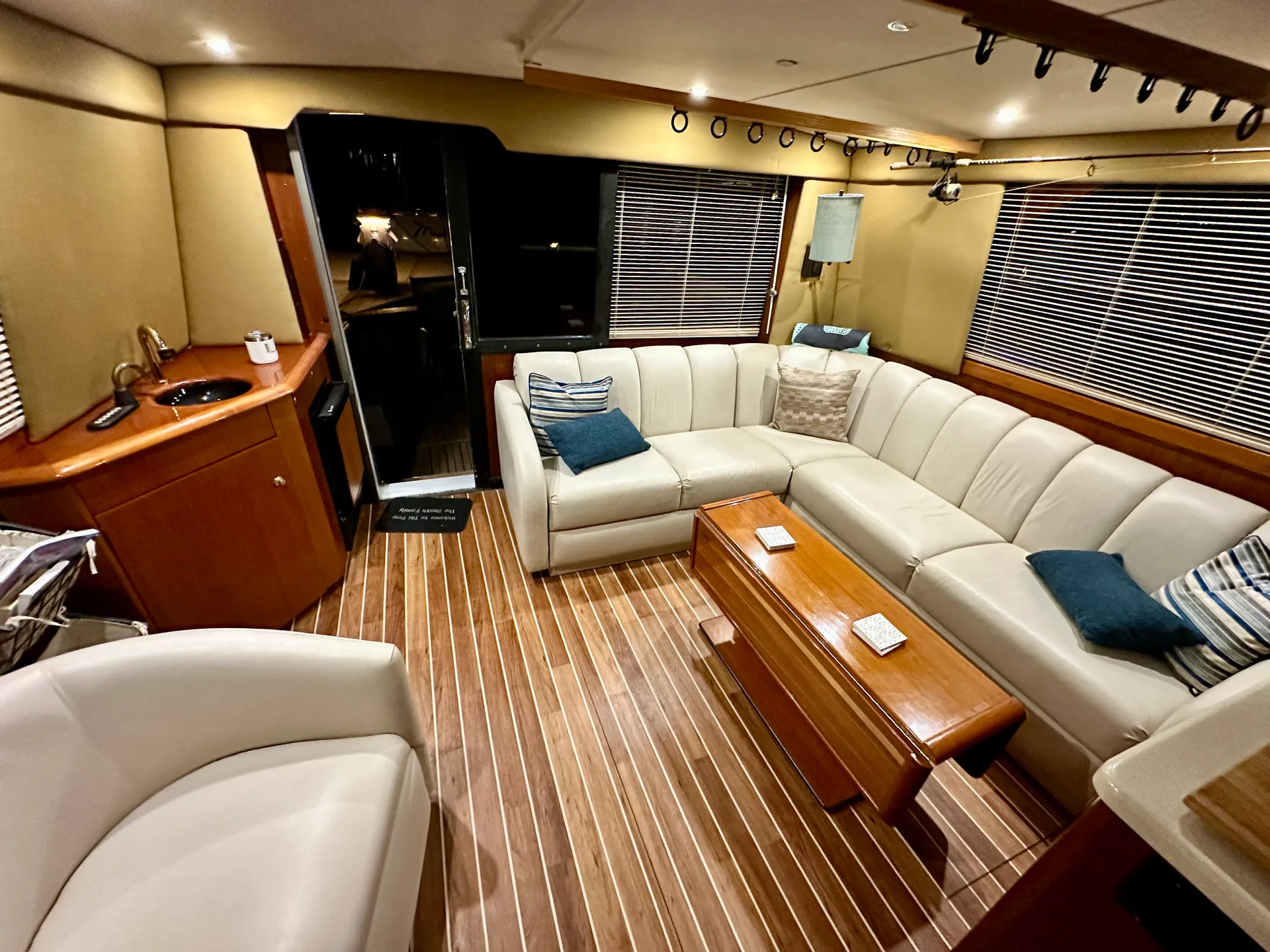 45' Motor Yacht in Saint Petersburg, Florida!