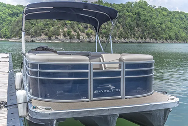 Rent a Bennington Marine pontoon in Bristol, TN near me