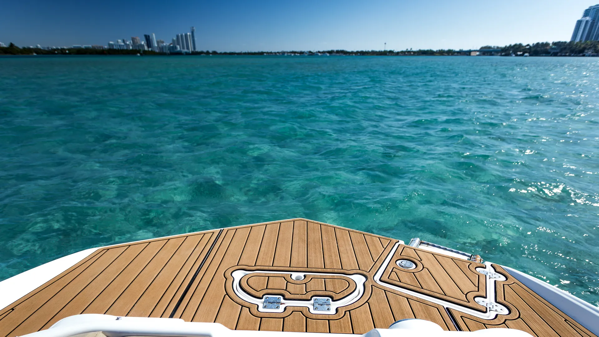 Unique Private Boat Tour in Miami !