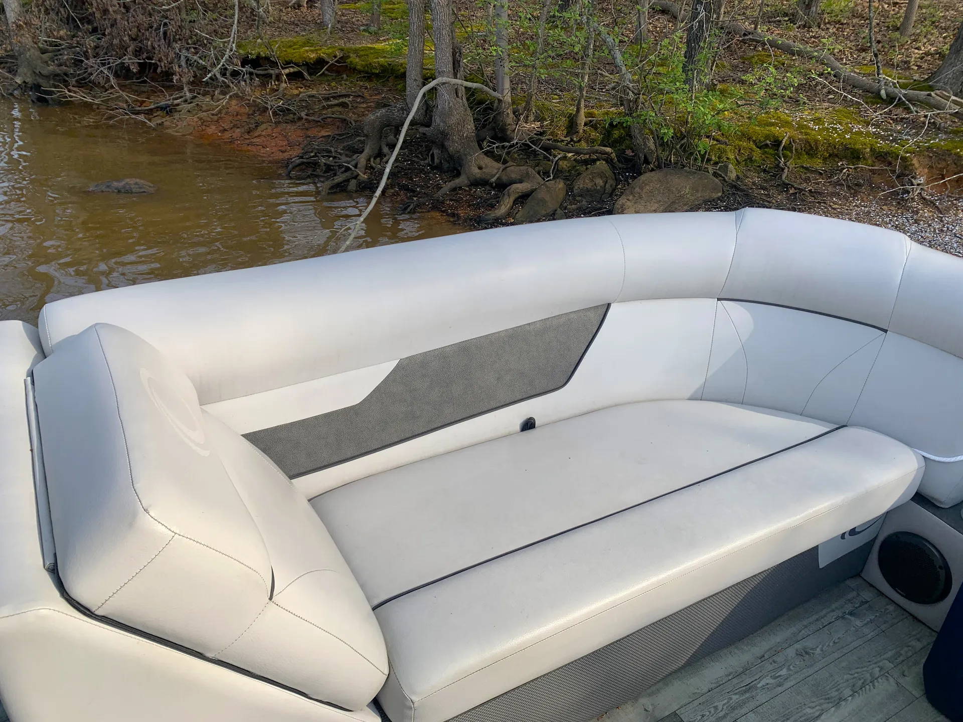 CREST PONTOONS 220 SLRC CREST I in New London, NC — photo 6