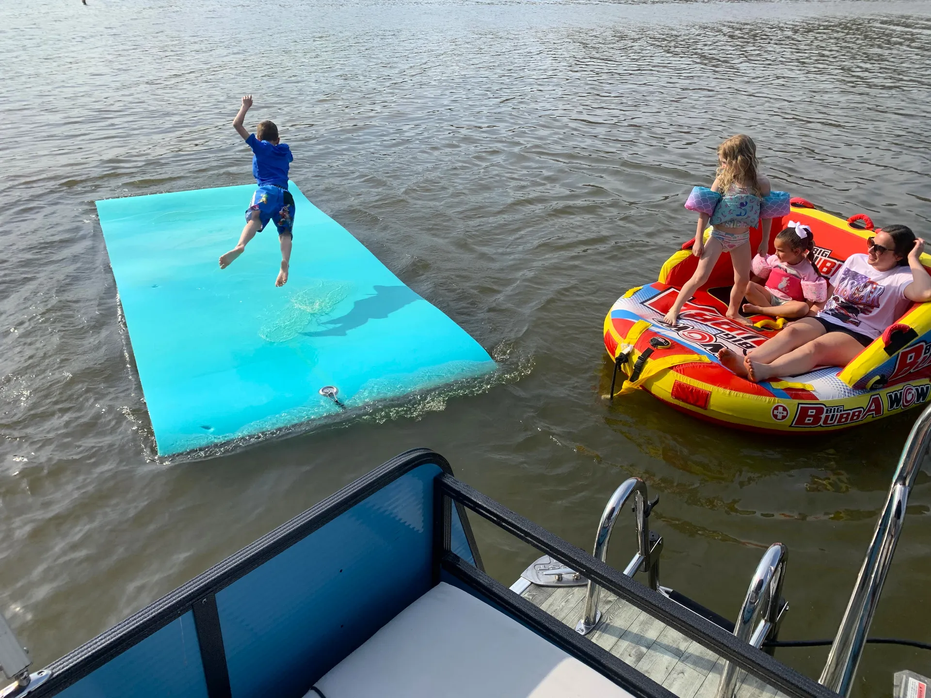 CREST PONTOONS 220 SLRC CREST I in New London, NC — photo 9