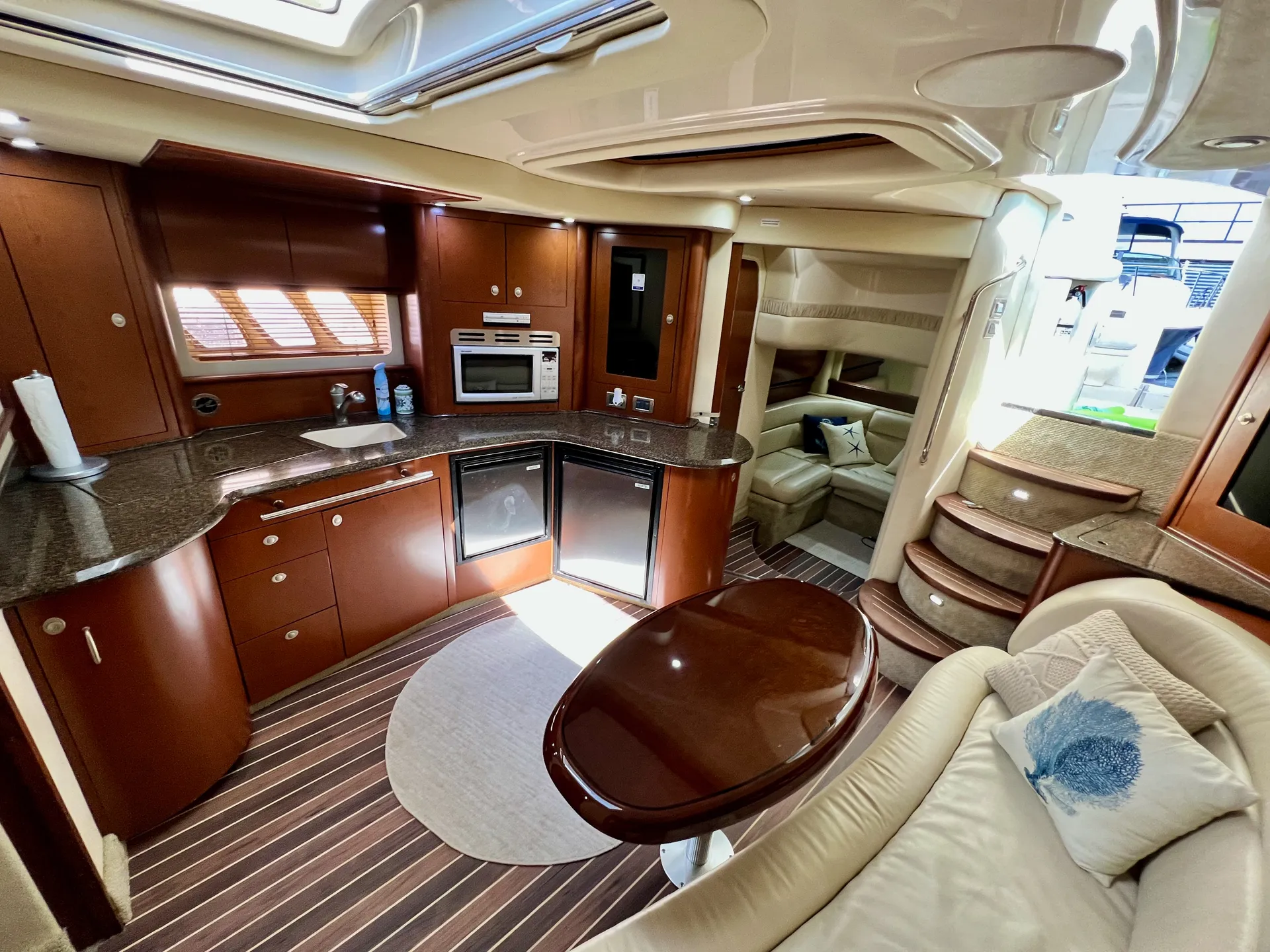 5 ⭐️ 50“ Luxury Miami Yacht, Sunset & Party Mon to Thu One free Hr 
