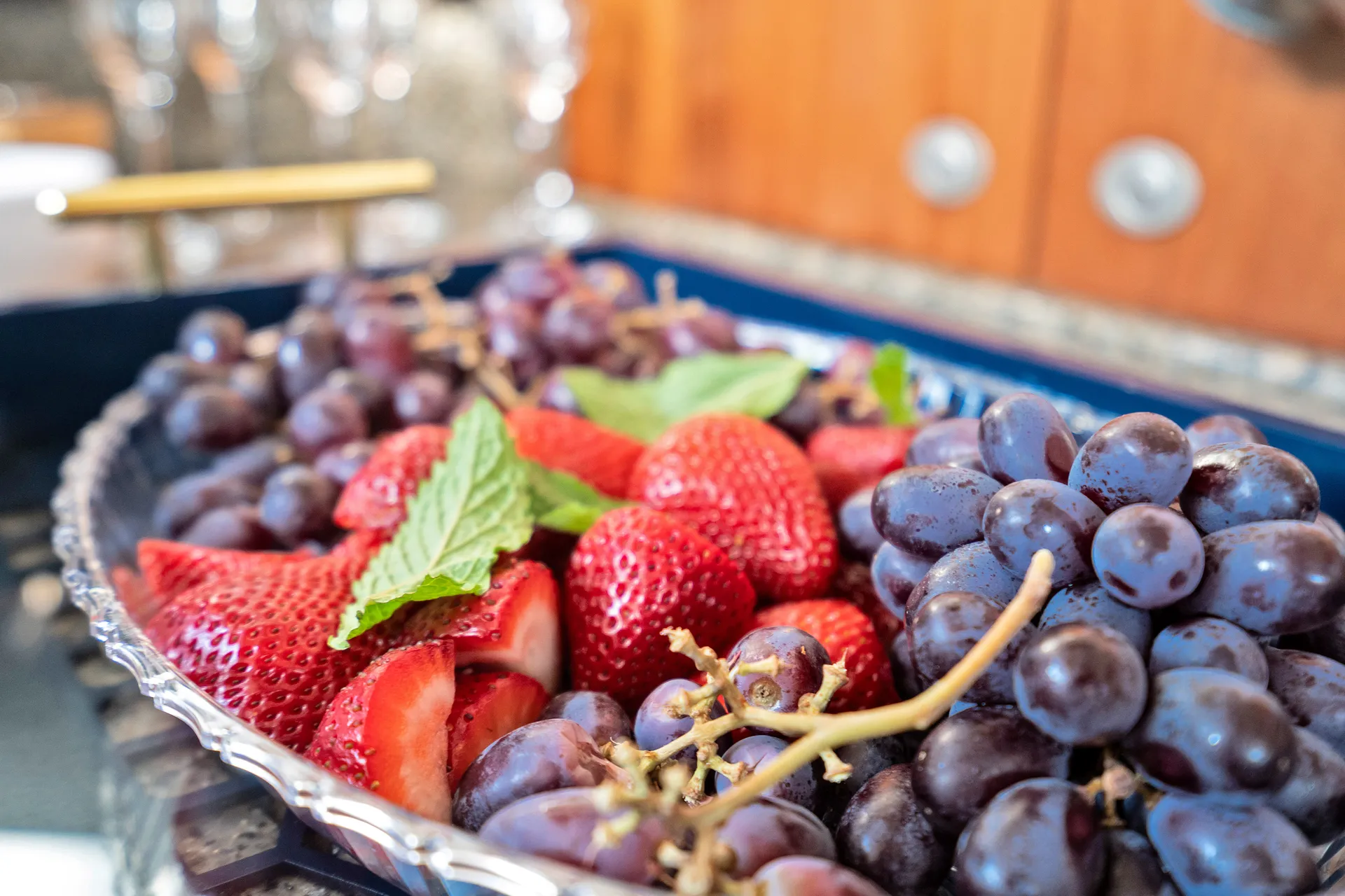 46' Flybridge Great for Birthdays • 13 Guests