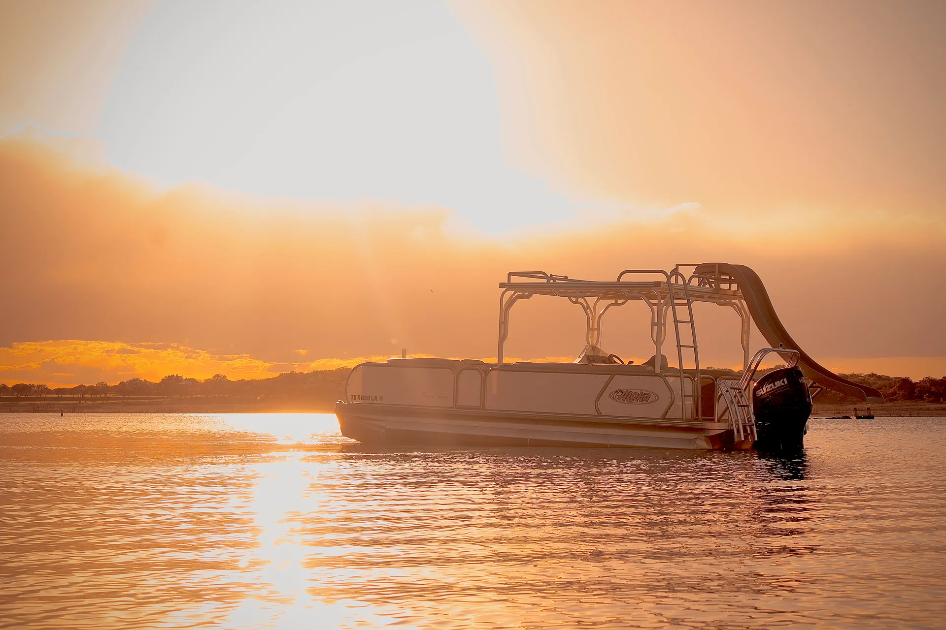 Aloha Pontoons Tropical in Austin, TX — photo 2