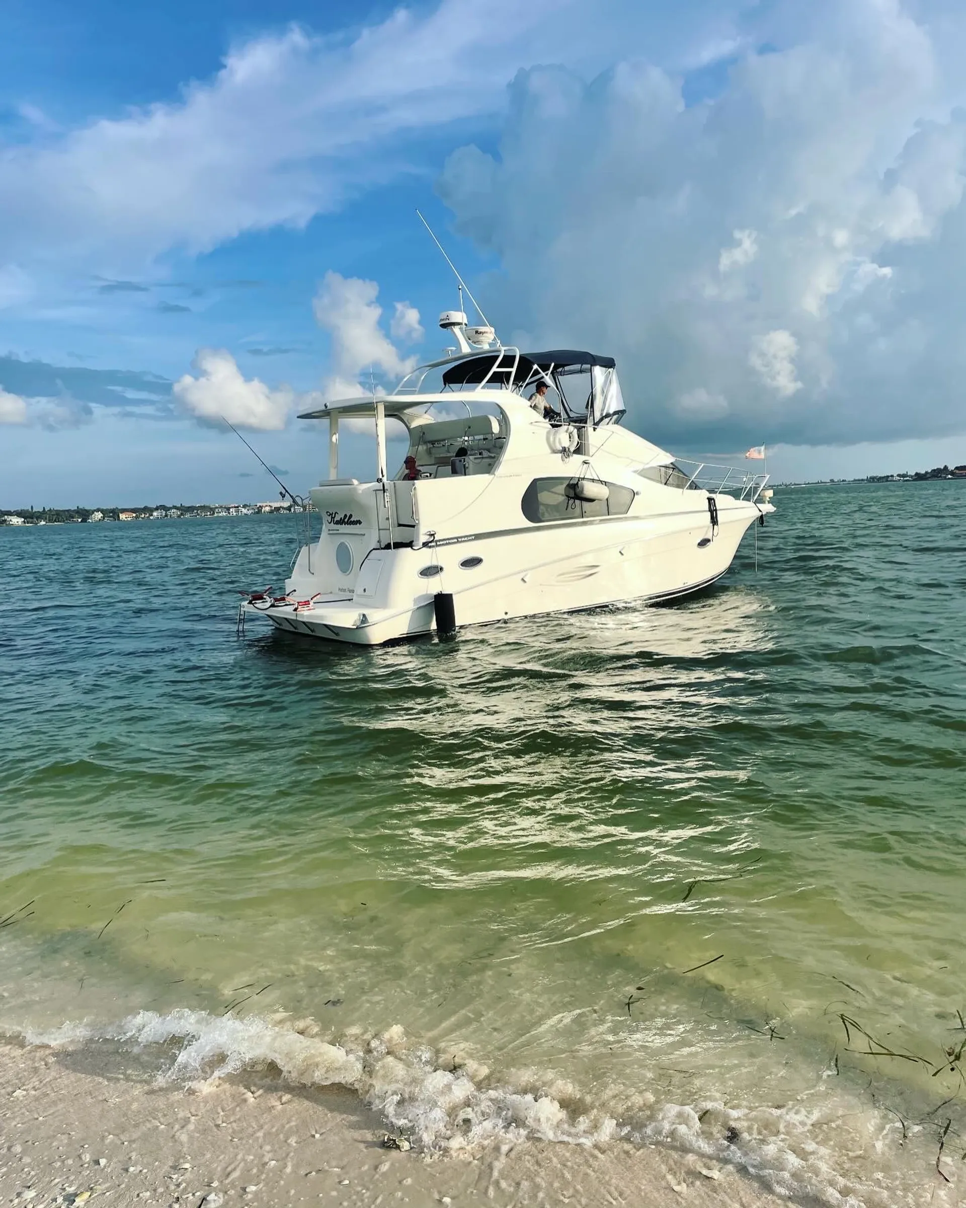 40 ft Silverton Yacht in Clearwater 