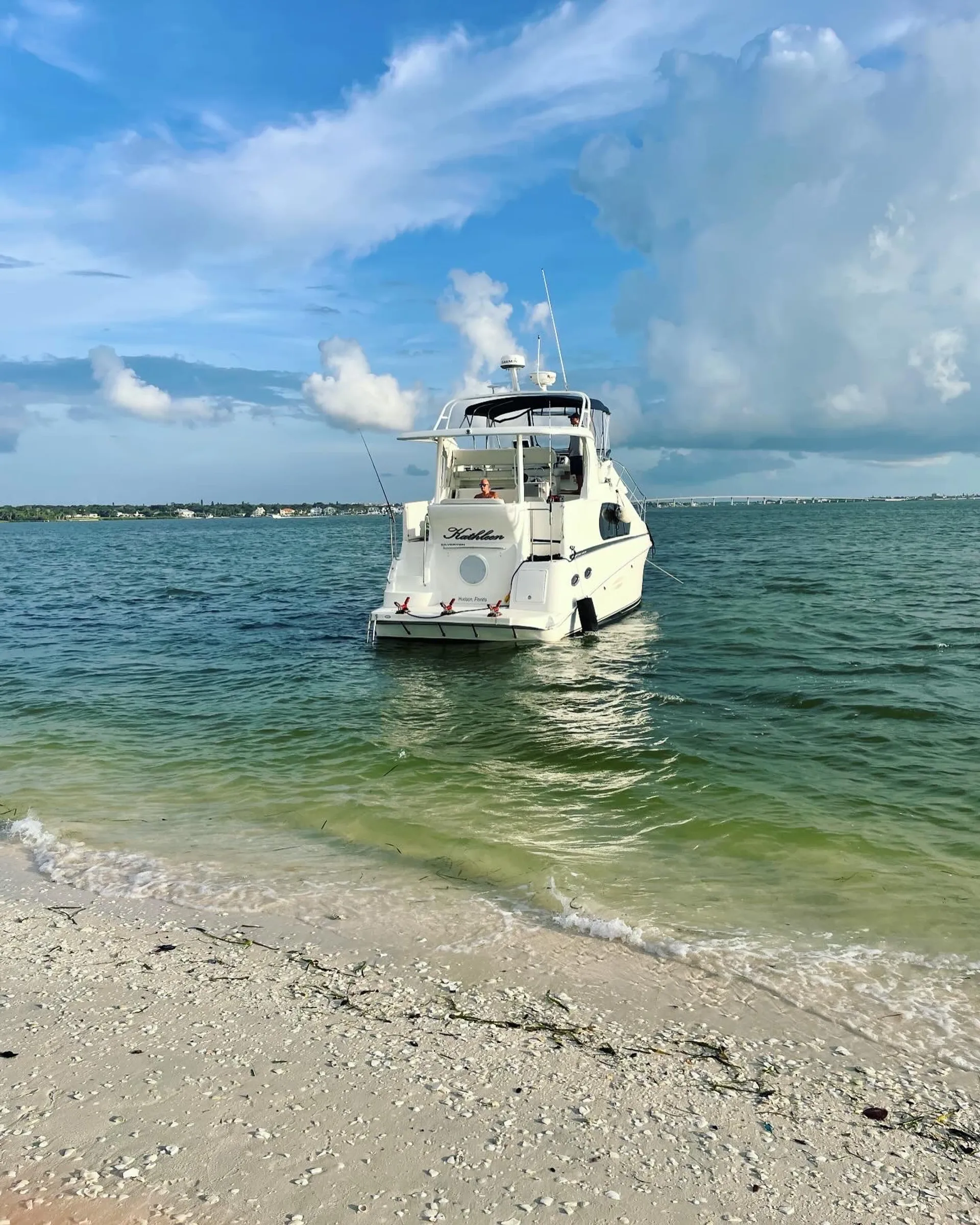 40 ft Silverton Yacht in Clearwater 