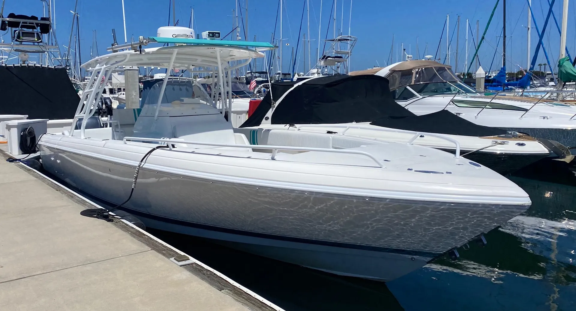 Intrepid Powerboats 350 Center Console in San Diego, CA — photo 2