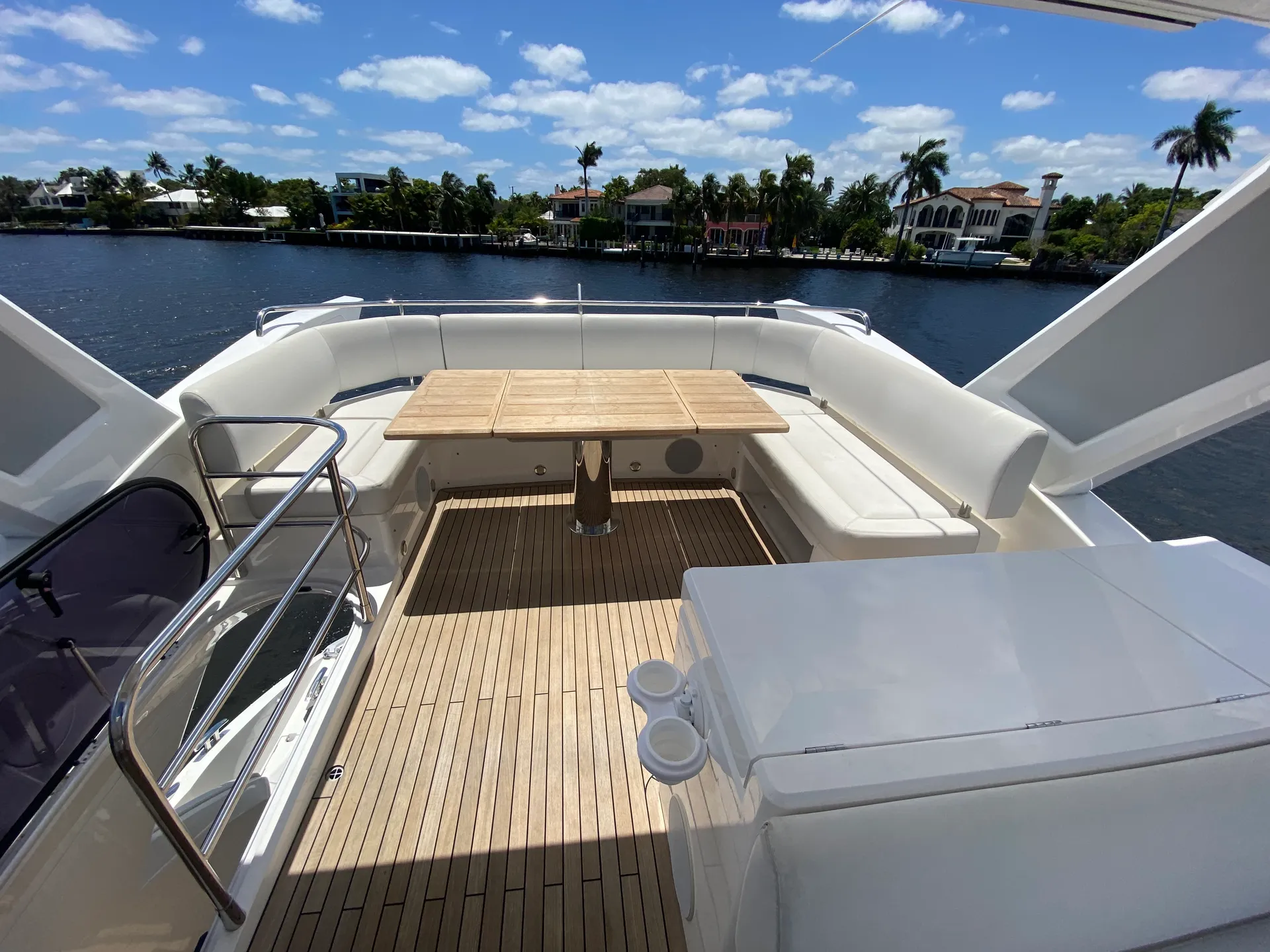 56 ft Luxury Sun seeker Flybridge Party Yacht