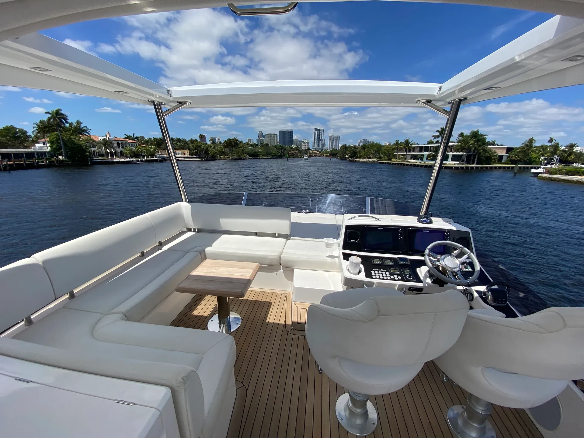 56 ft Luxury Sun seeker Flybridge Party Yacht