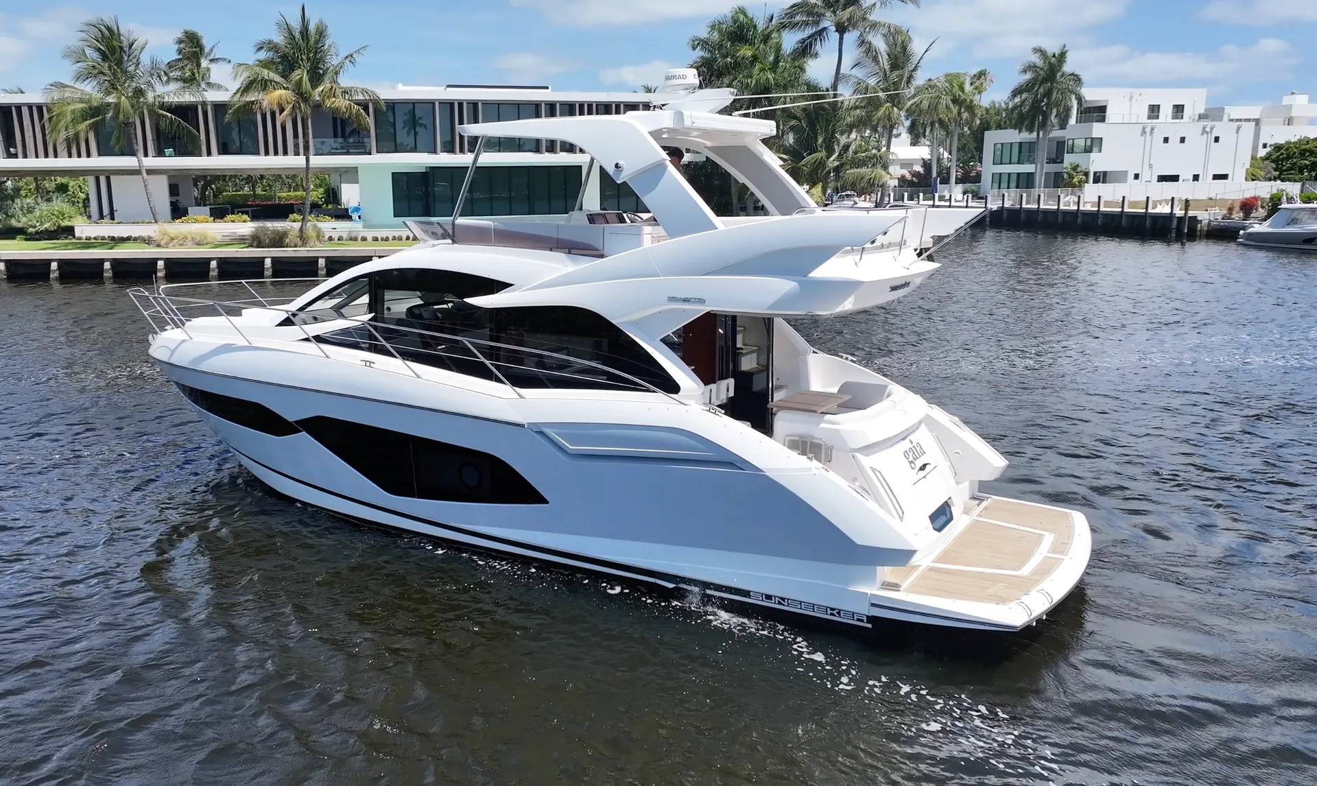 56 ft Luxury Sun seeker Flybridge Party Yacht