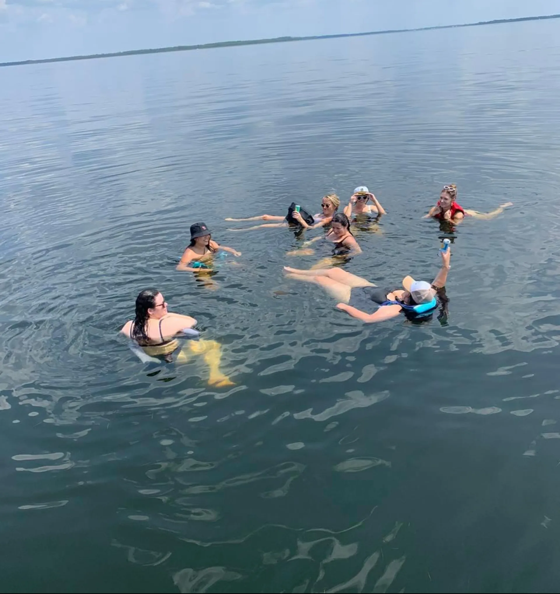 "Fun in the Sun" Best priced Pontoon - 12 ppl!