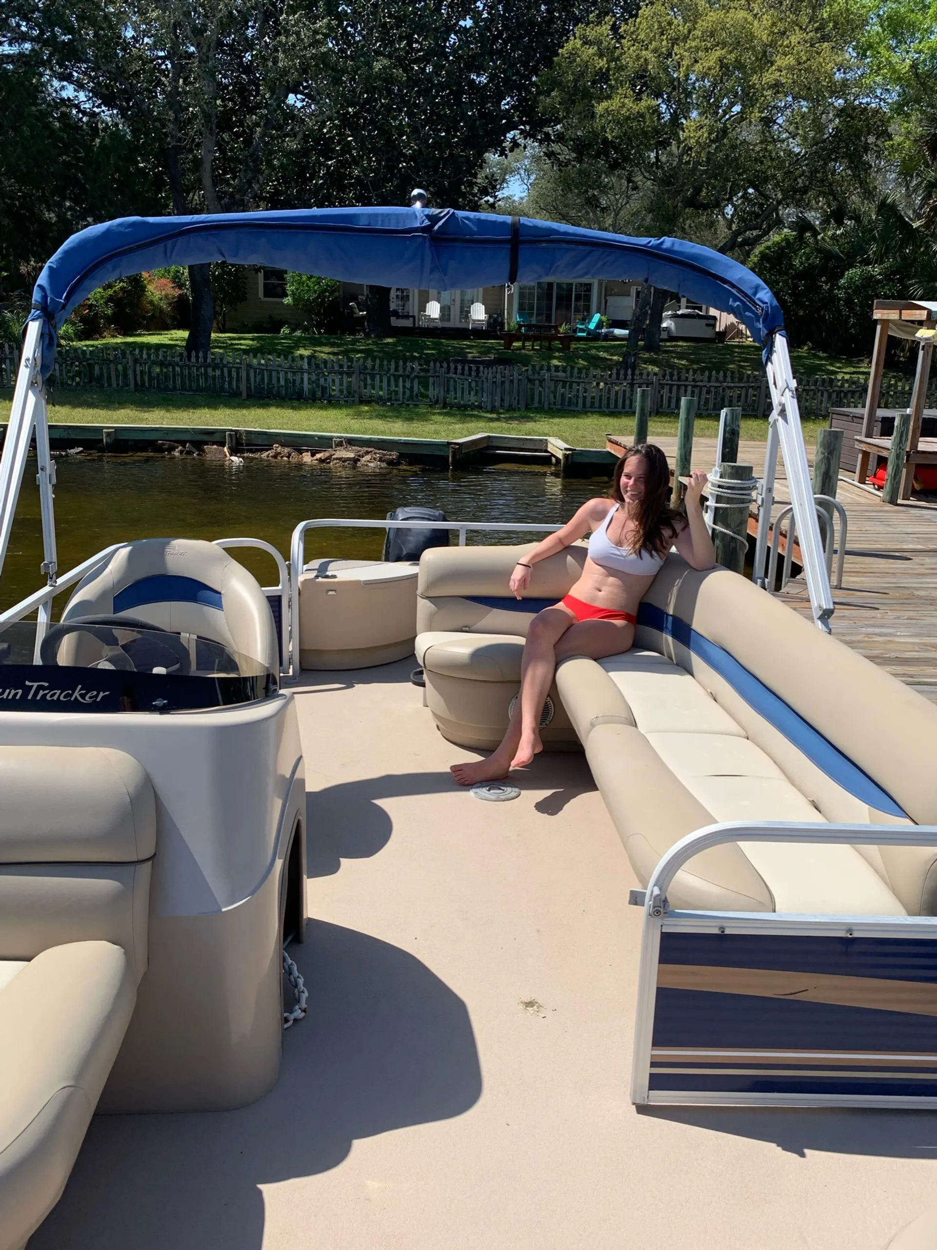 Sun Tracker by Tracker Marine Fishin' Barge 20 DLX Signature w/25ELPT 4-S in Fort Walton Beach, FL — photo 4