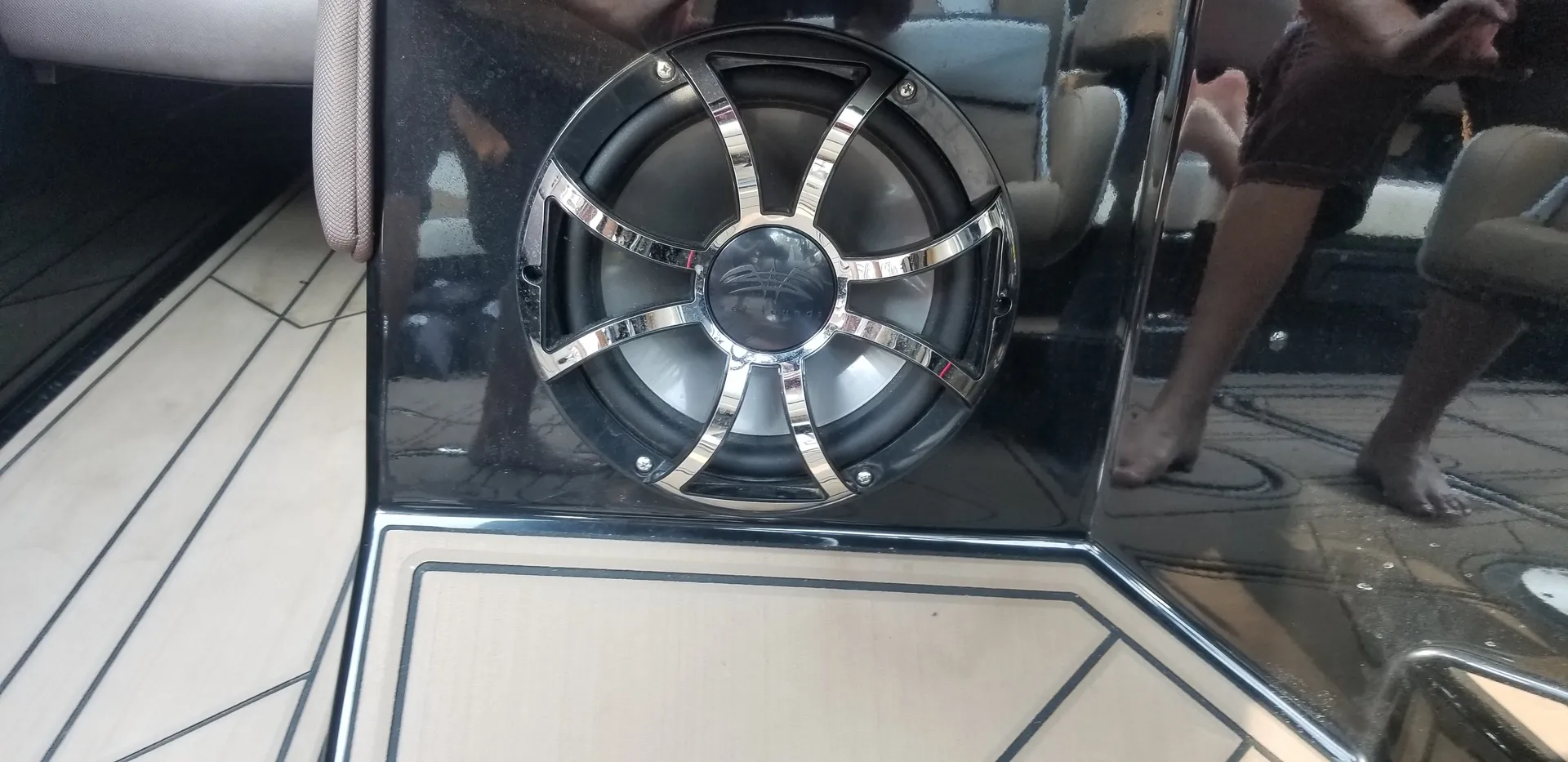 2019 Moomba Makai Wake Boat. Get Your Wake on Wattsbar Lake!