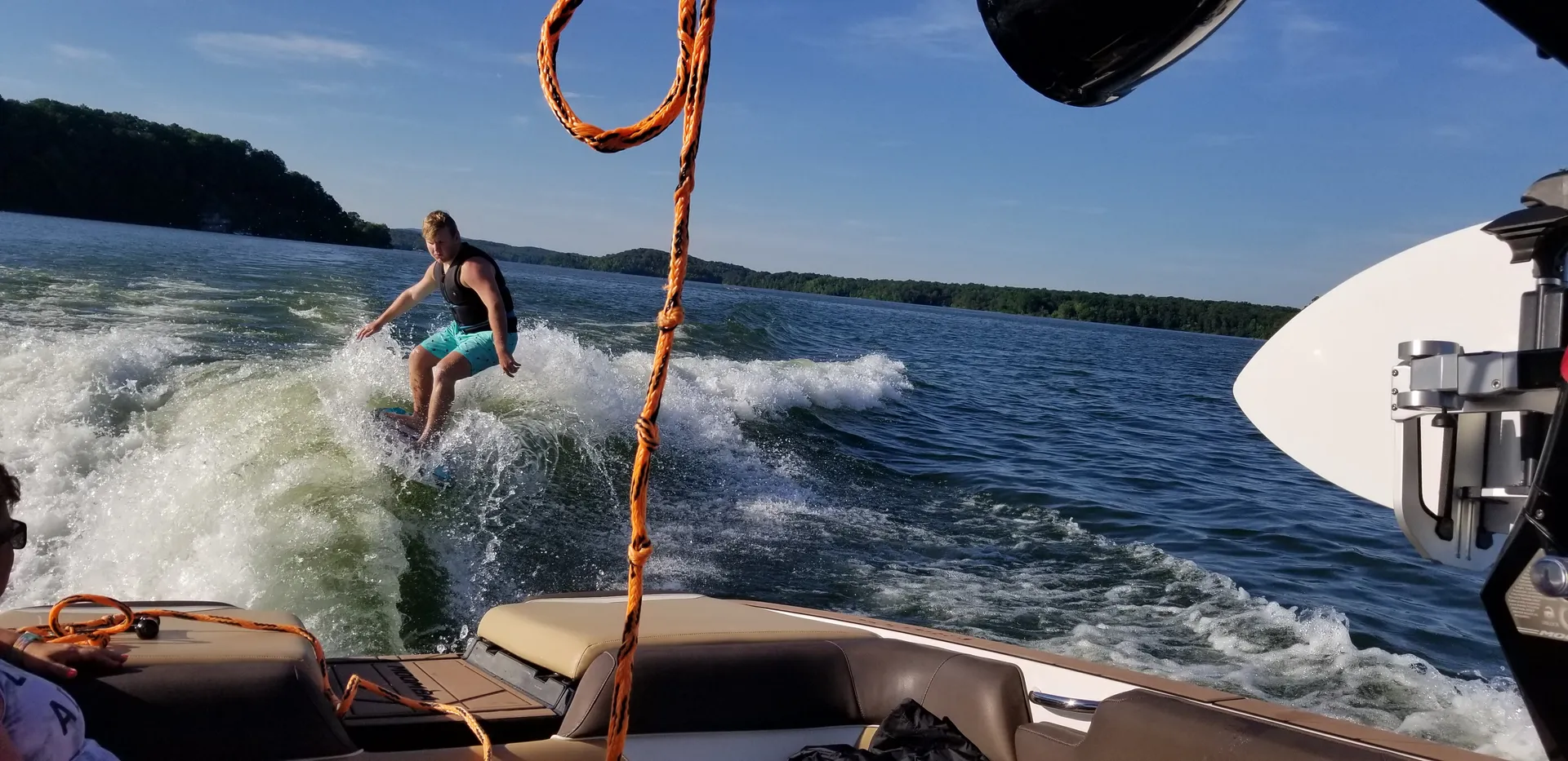 2019 Moomba Makai Wake Boat. Get Your Wake on Wattsbar Lake!