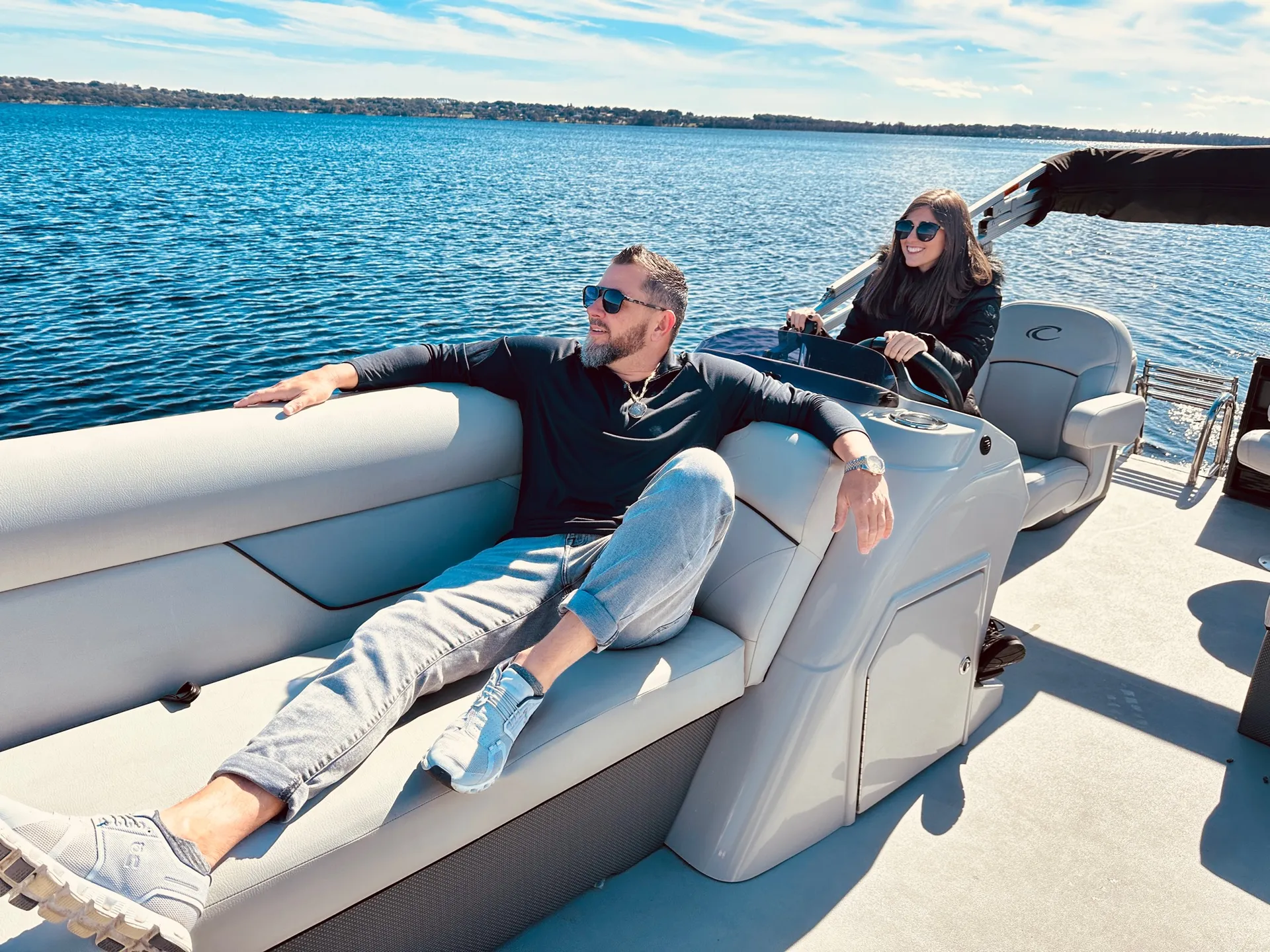 2022 Pontoon Boat ready to enjoy the Clermont Chain of Lakes!