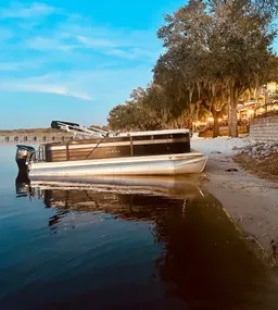 2022 Pontoon Boat ready to enjoy the Clermont Chain of Lakes! boat photo
