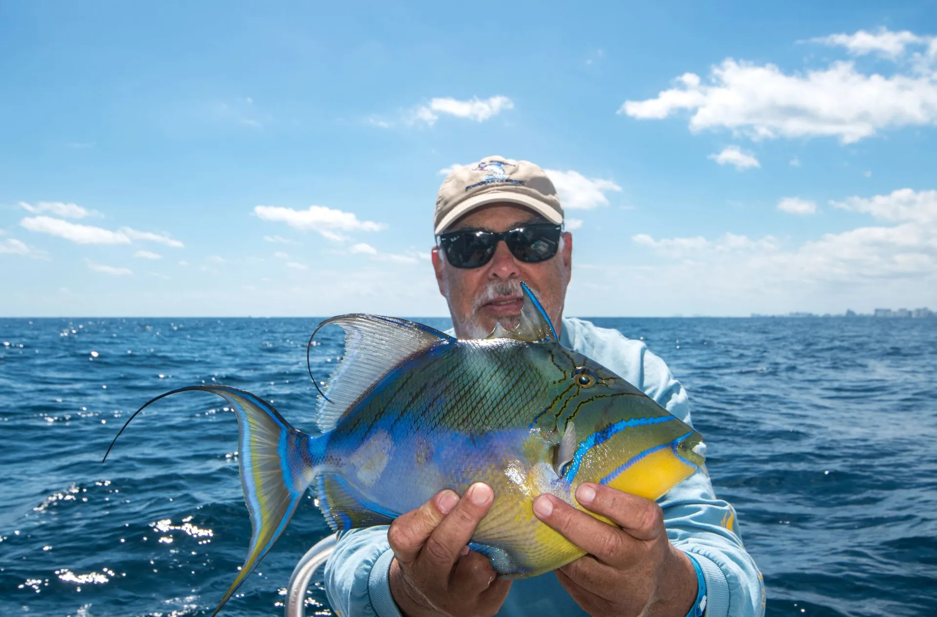 Hatteras 34 - #1 Family-Friendly Fishing Charters