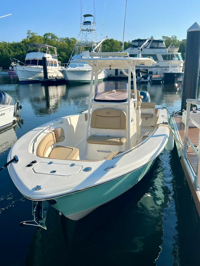 Rent a NAUTICSTAR BOATS center console in Jensen Beach, FL near me