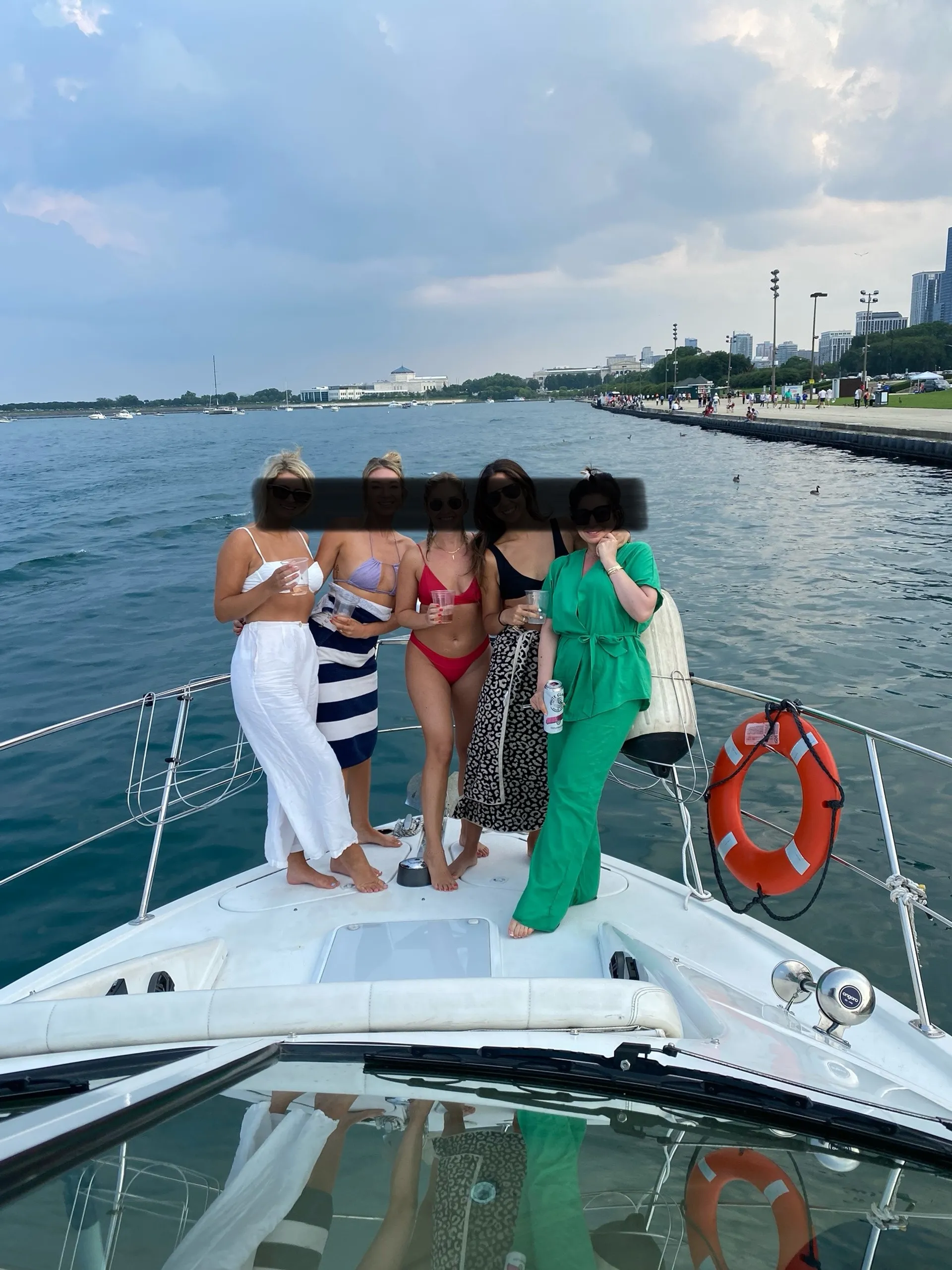 ⭐️IF YOU HAVE UP TO 6 IN YOUR GROUP THEN WE’RE "JUST RIGHT" FOR YOU 🌤