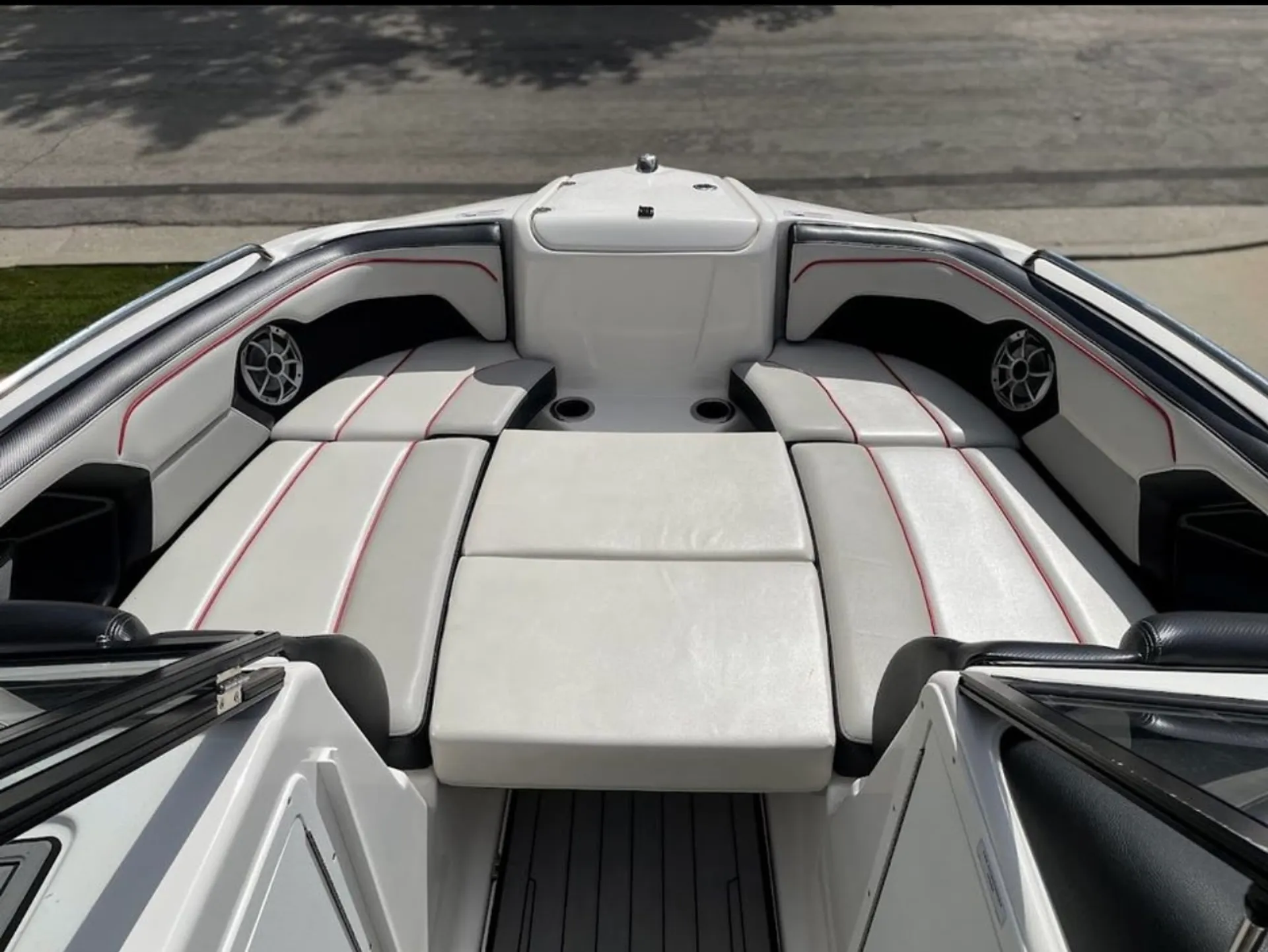 Fun and Easy 2018 Yamaha 212x (surf ready)