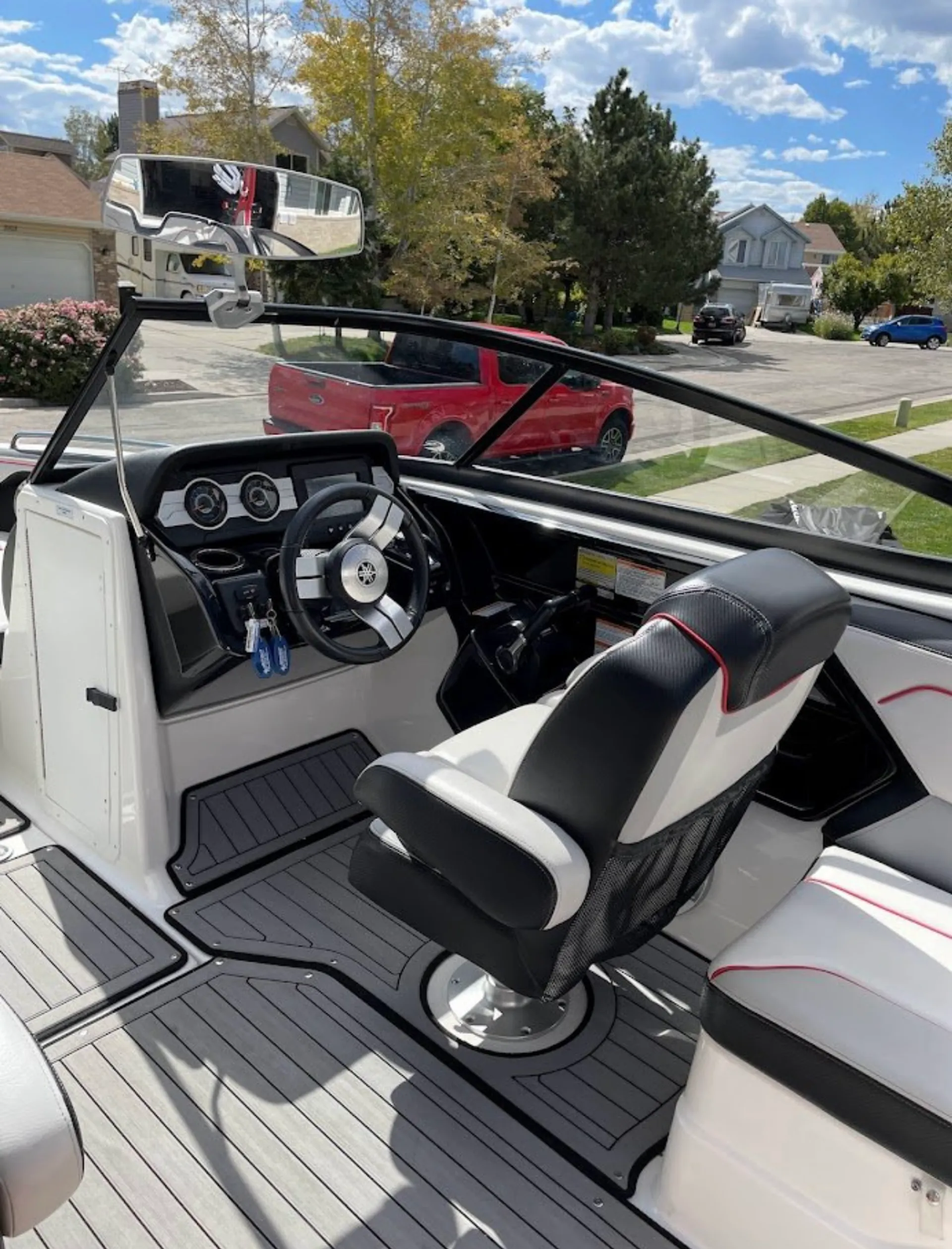 Fun and Easy 2018 Yamaha 212x (surf ready)