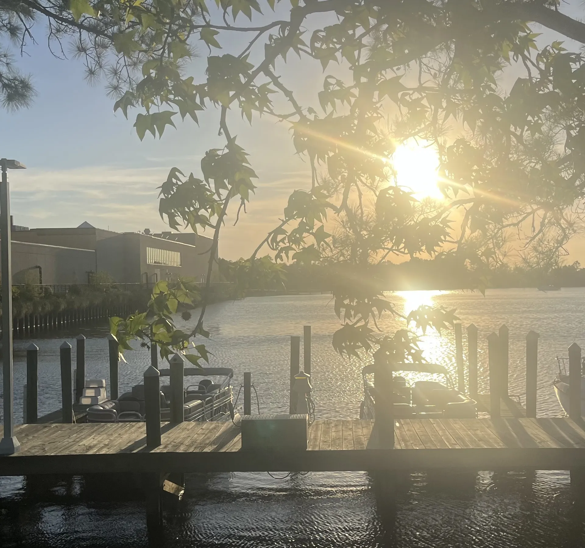 SUN TRACKER PARTY BARGE 22 DLX in Bay St. Louis, MS — photo 8