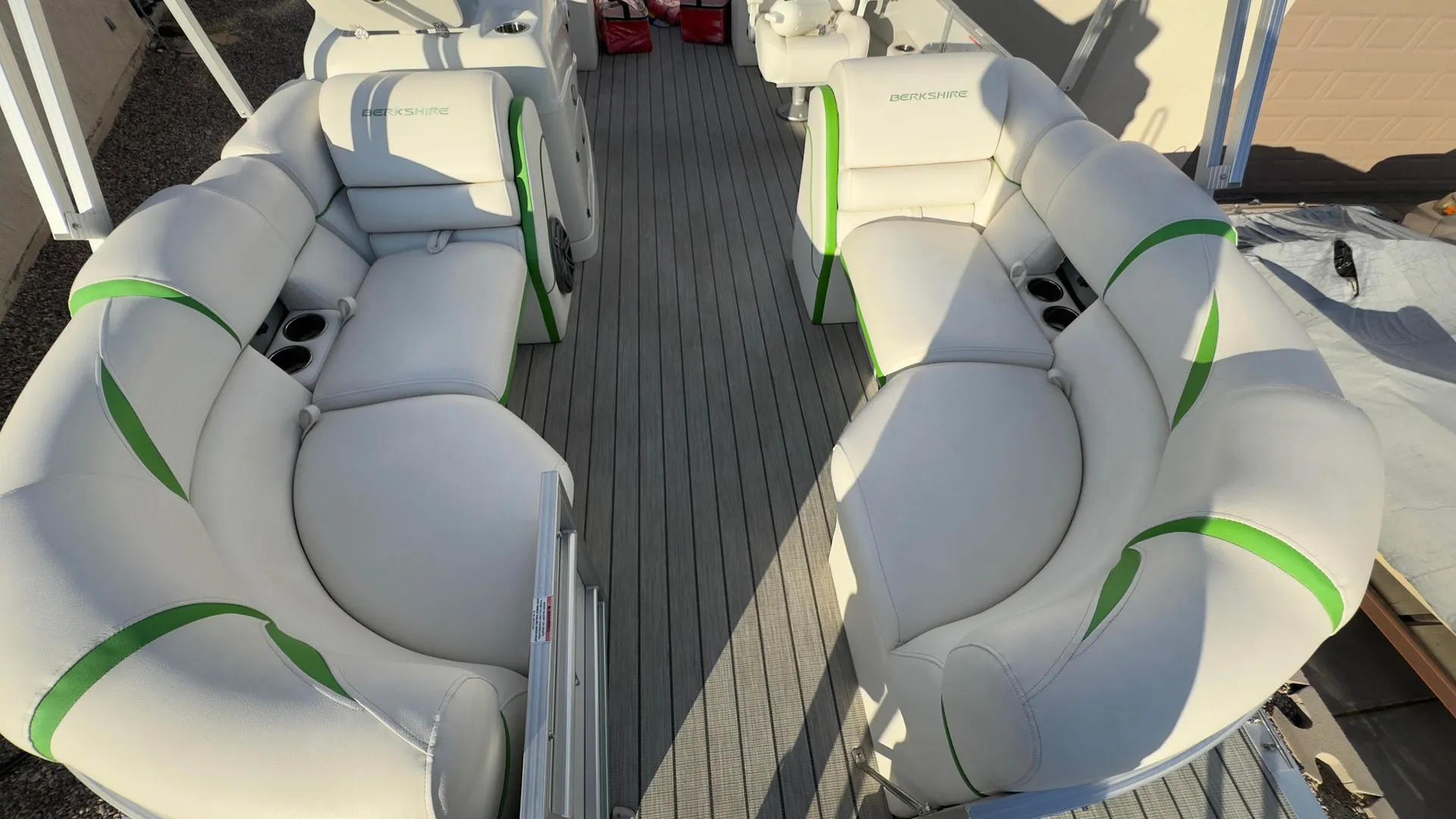 BERKSHIRE PONTOONS 253RFX PREMIUM BP3 TRI-TUBE in Lake Havasu City, AZ — photo 2