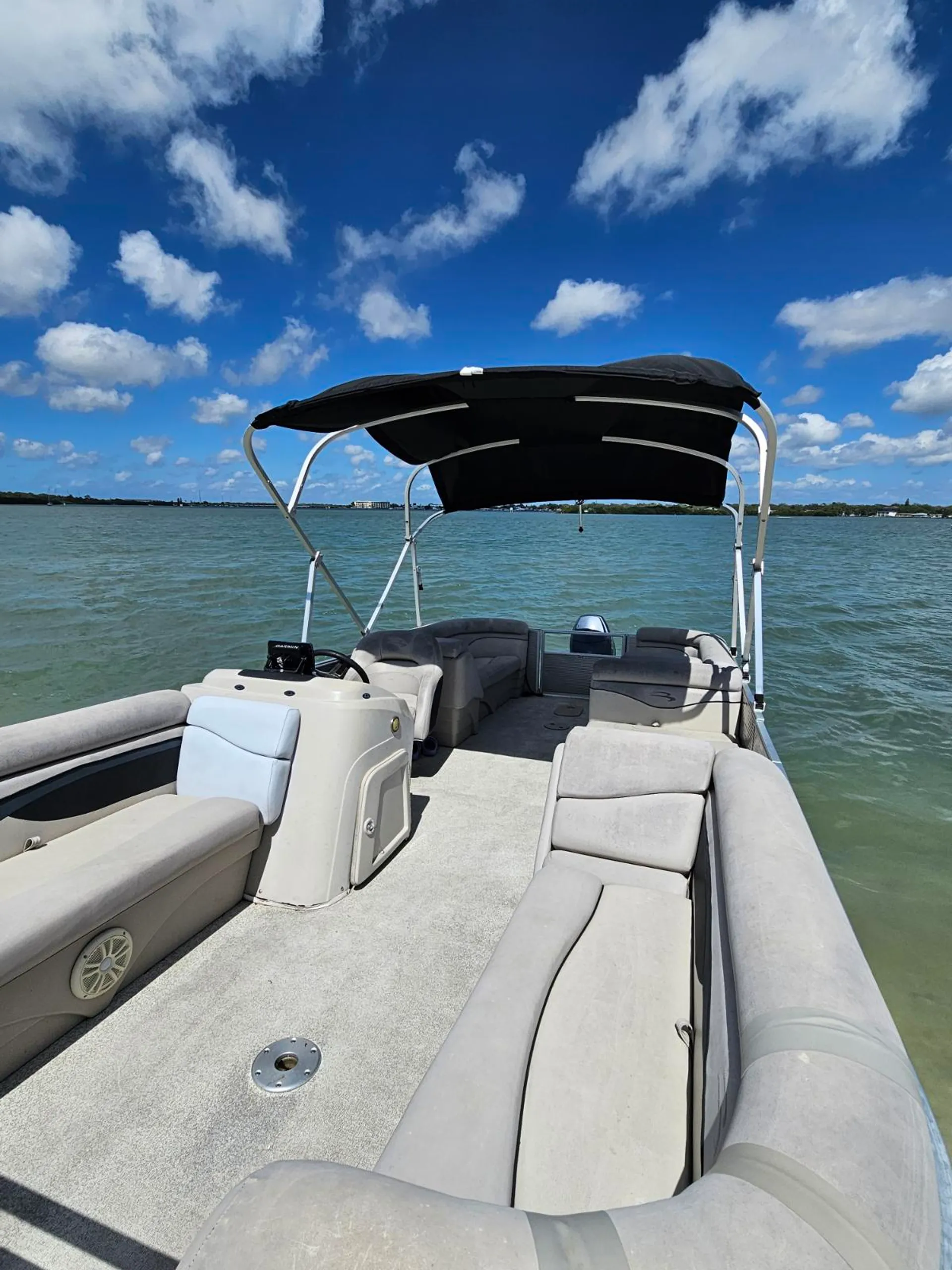 2019 beninngron 22 ft pontoon, yamaha 90hp 6x9 floating mat available