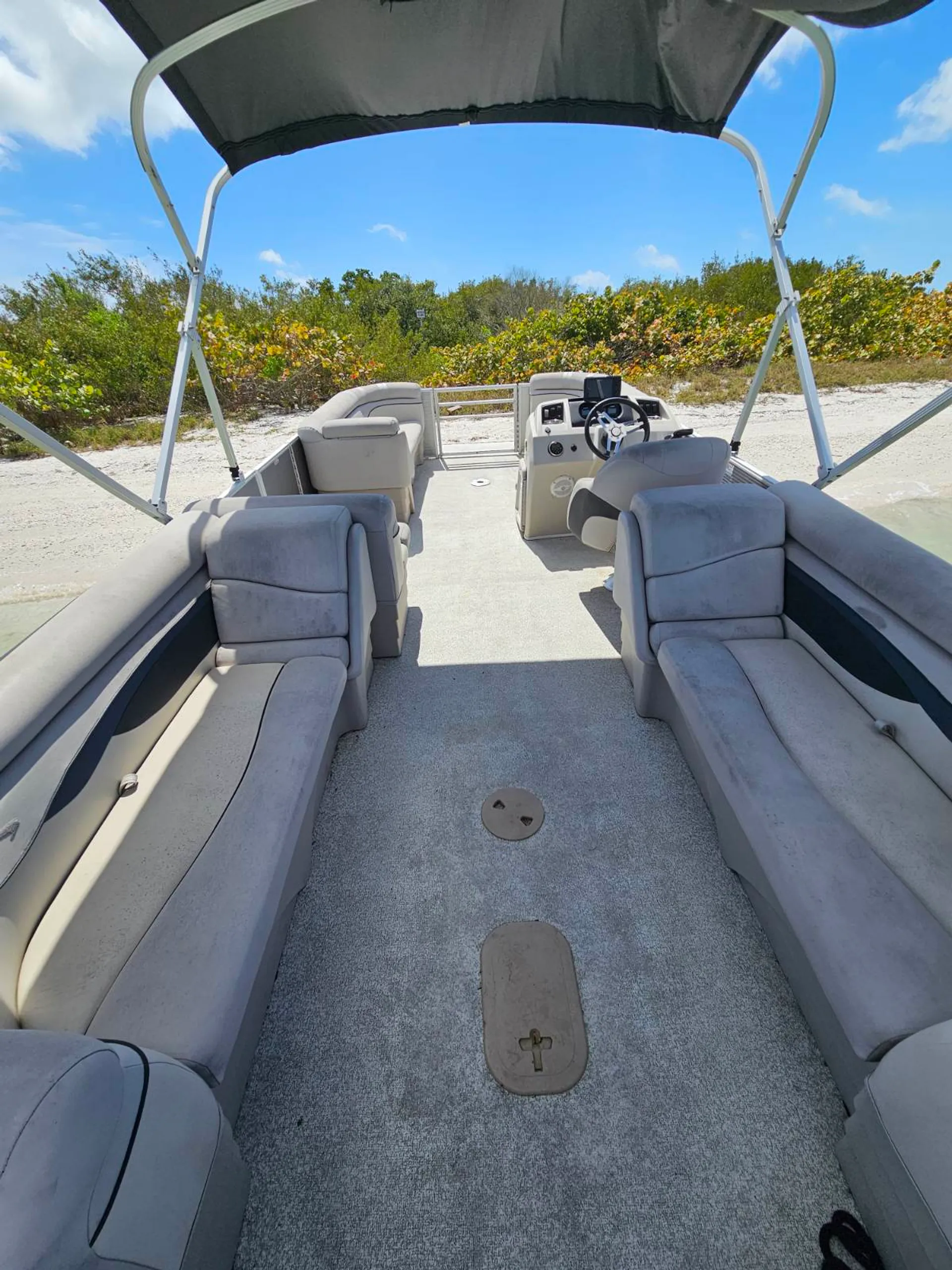 2019 beninngron 22 ft pontoon, yamaha 90hp 6x9 floating mat available