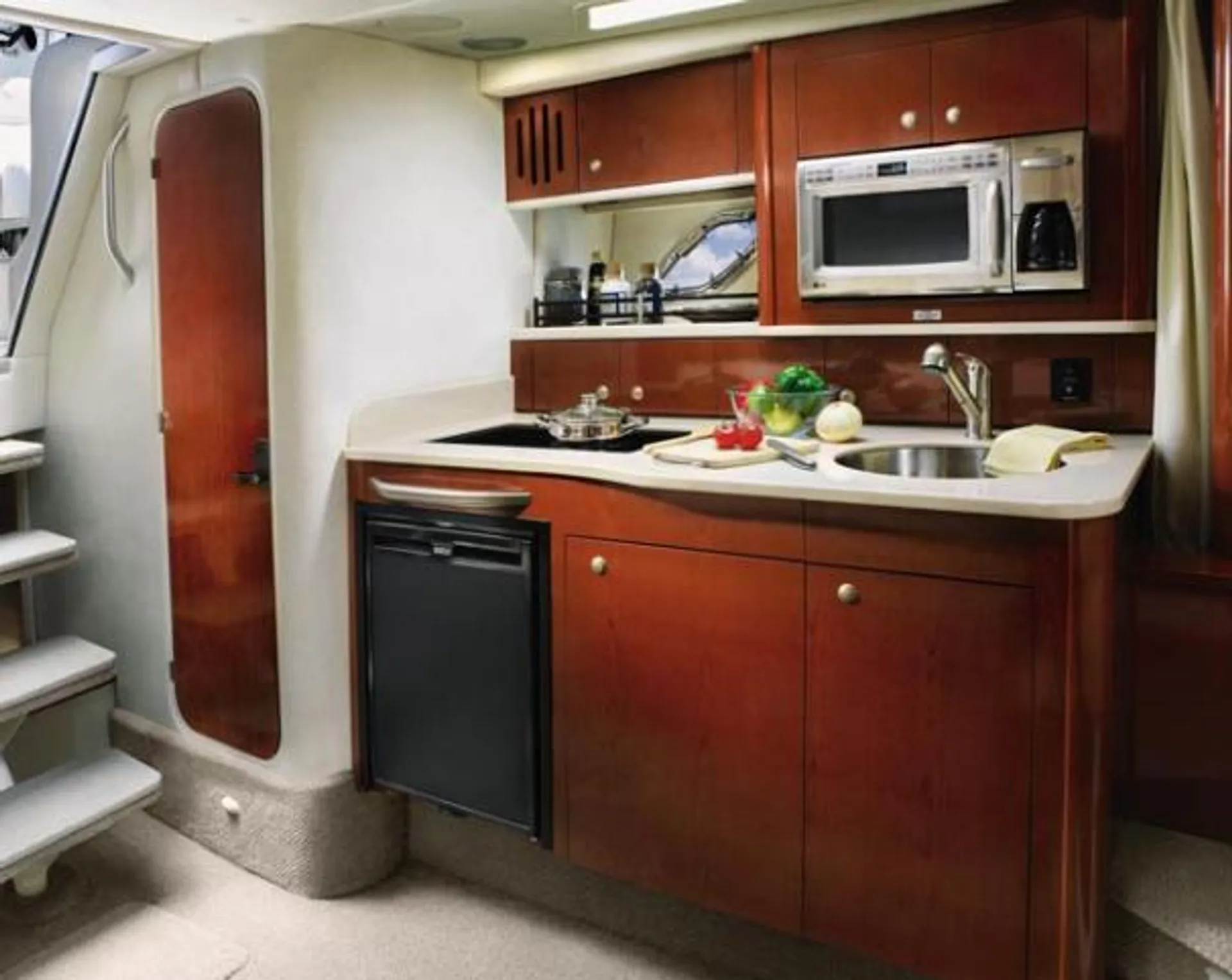 Winedown aboard our 33ft charter relax, & enjoy Sunset Cruises