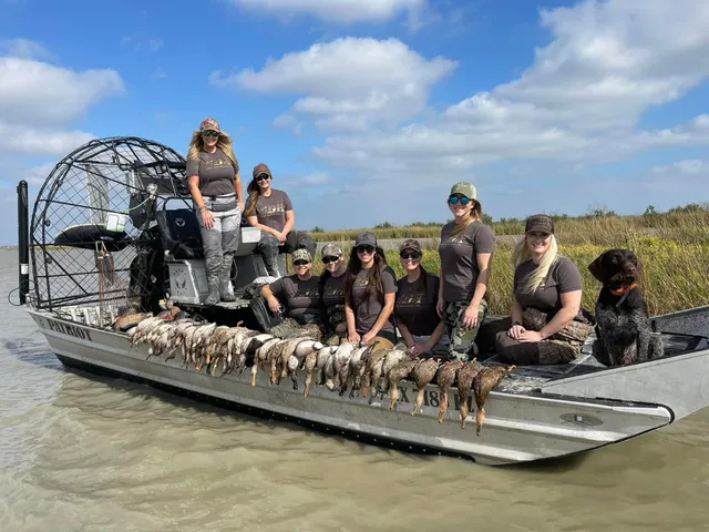 Rent a Patriot deck boat in Port Mansfield, TX near me