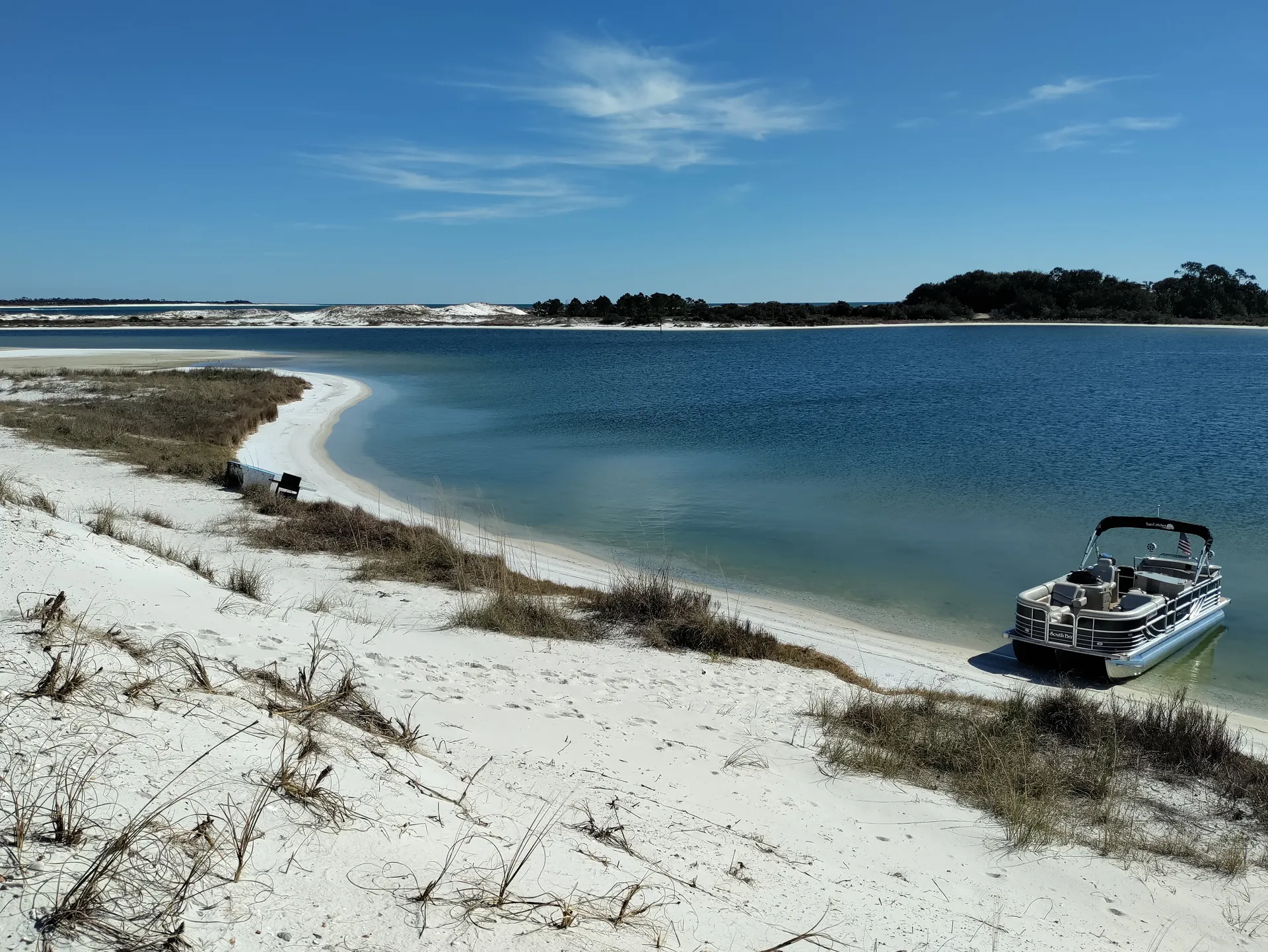 SaltH2oTherapy Luxury Performance Tri-toon with Local Captain