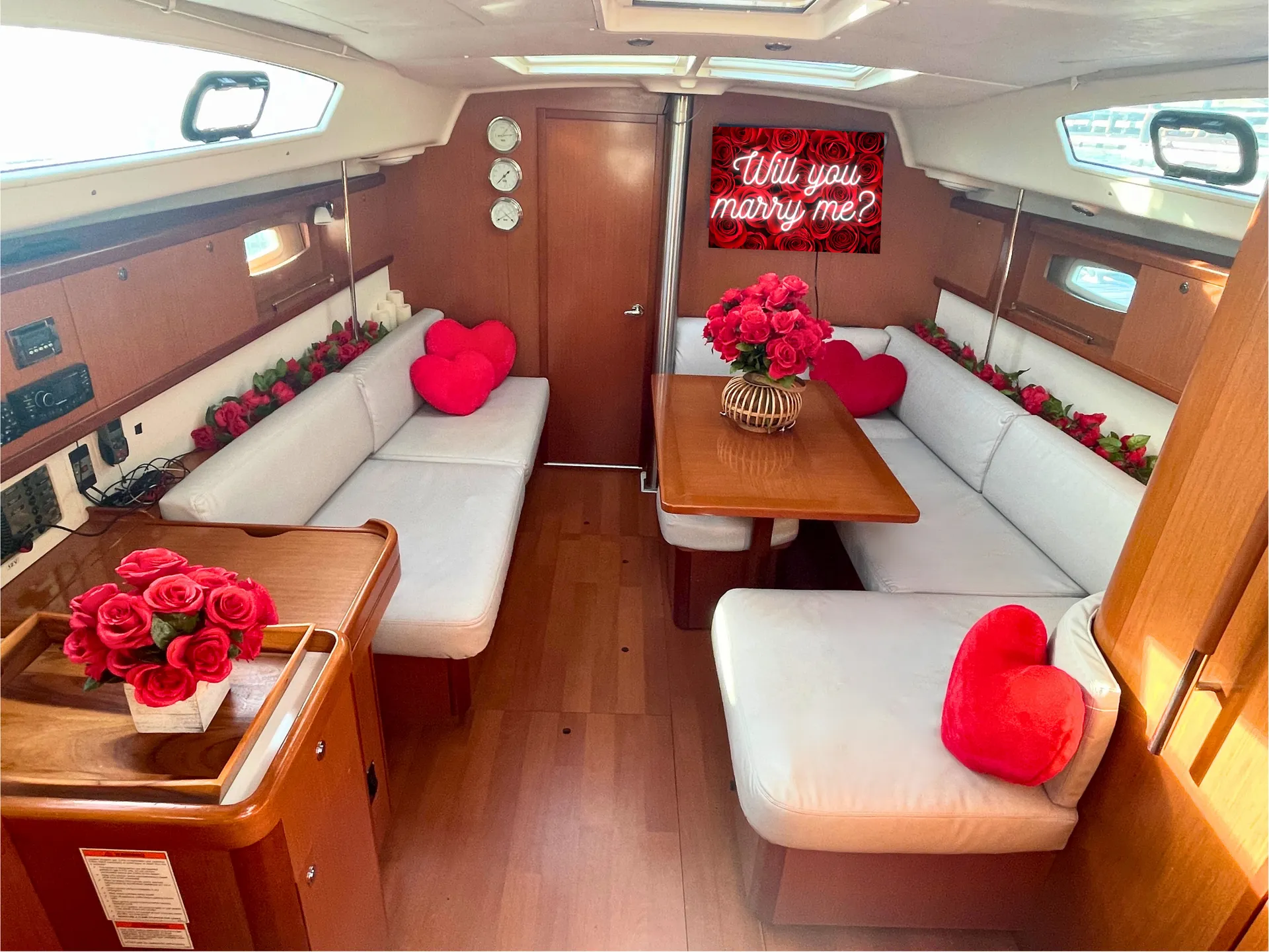 #1 Manhattan Sailing! Champagne &amp; Catering Service, Captain &amp; Crew