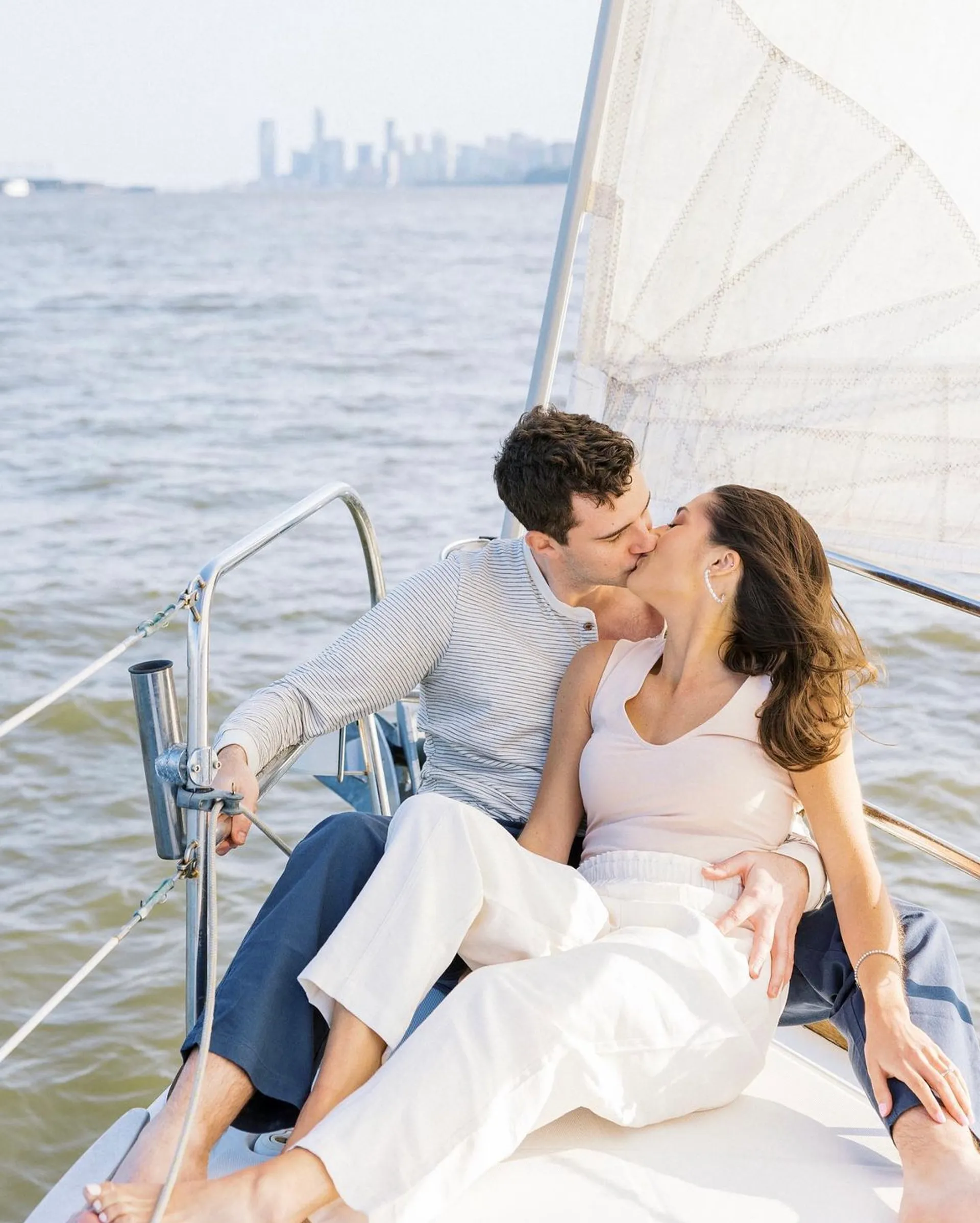 #1 Manhattan Sailing! Champagne &amp; Catering Service, Captain &amp; Crew