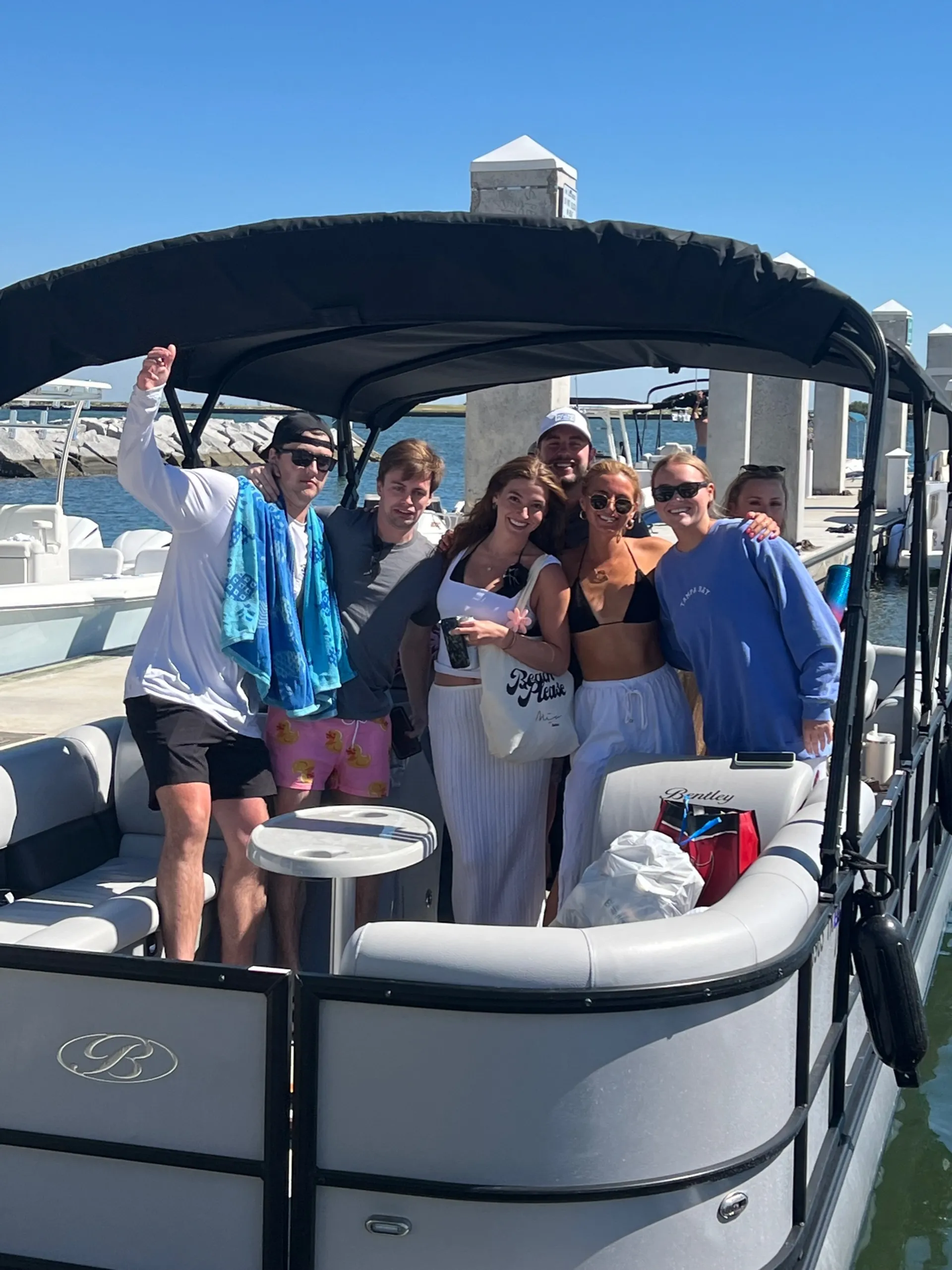 Bentley Legacy Navigator 24 Feet 250hp