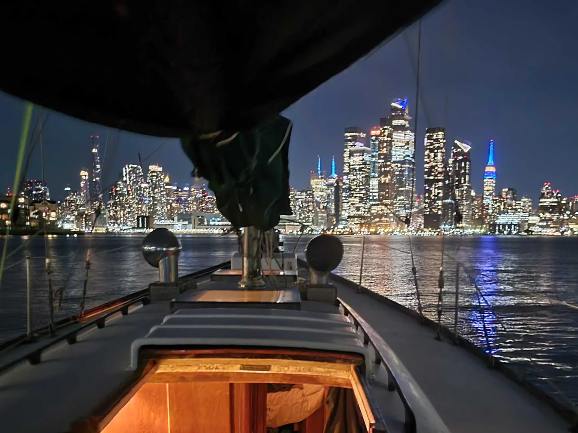 #1 Manhattan Sailing! Champagne &amp; Catering Service, Captain &amp; Crew