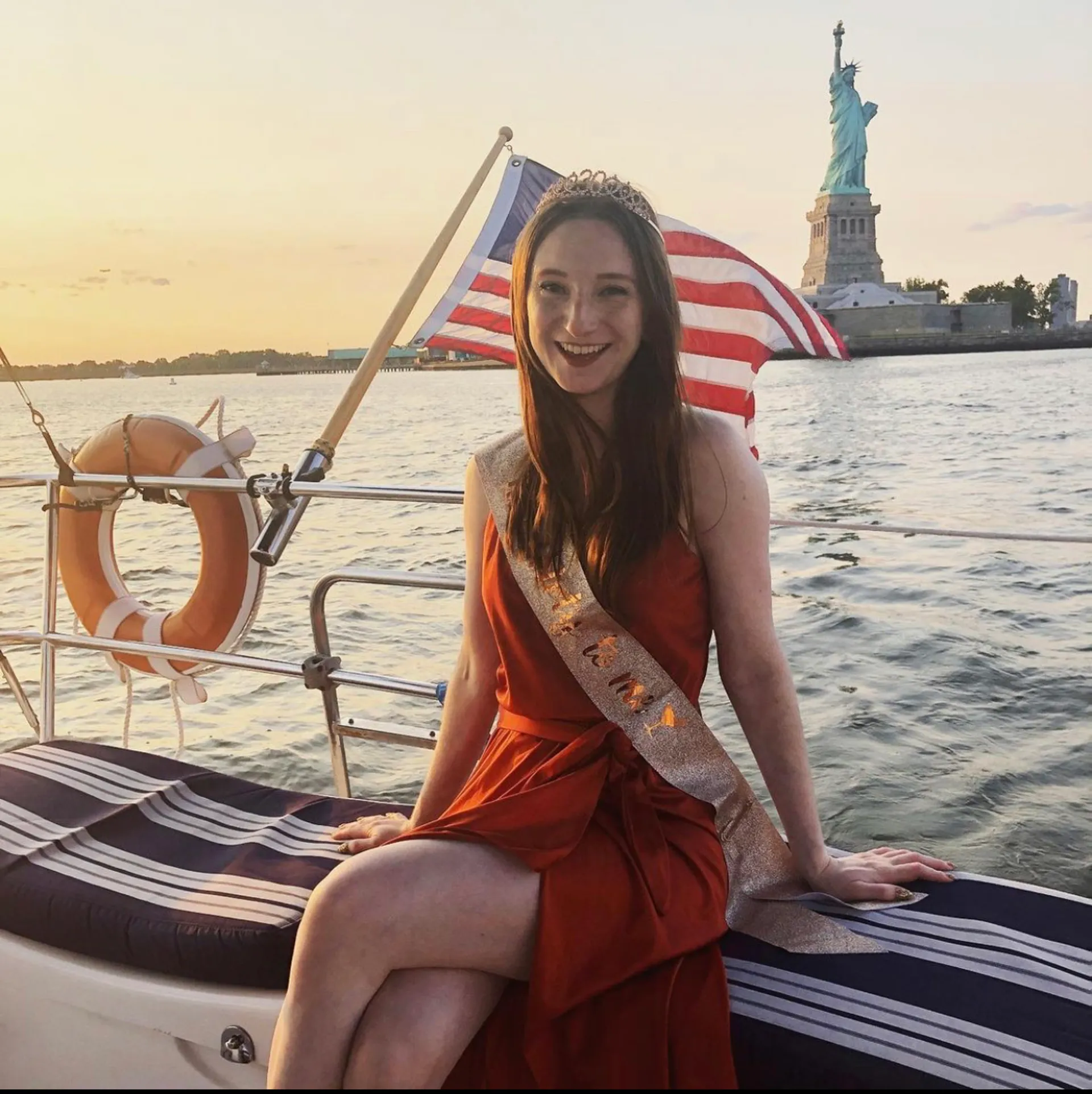 #1 Manhattan Sailing! Champagne &amp; Catering Service, Captain &amp; Crew