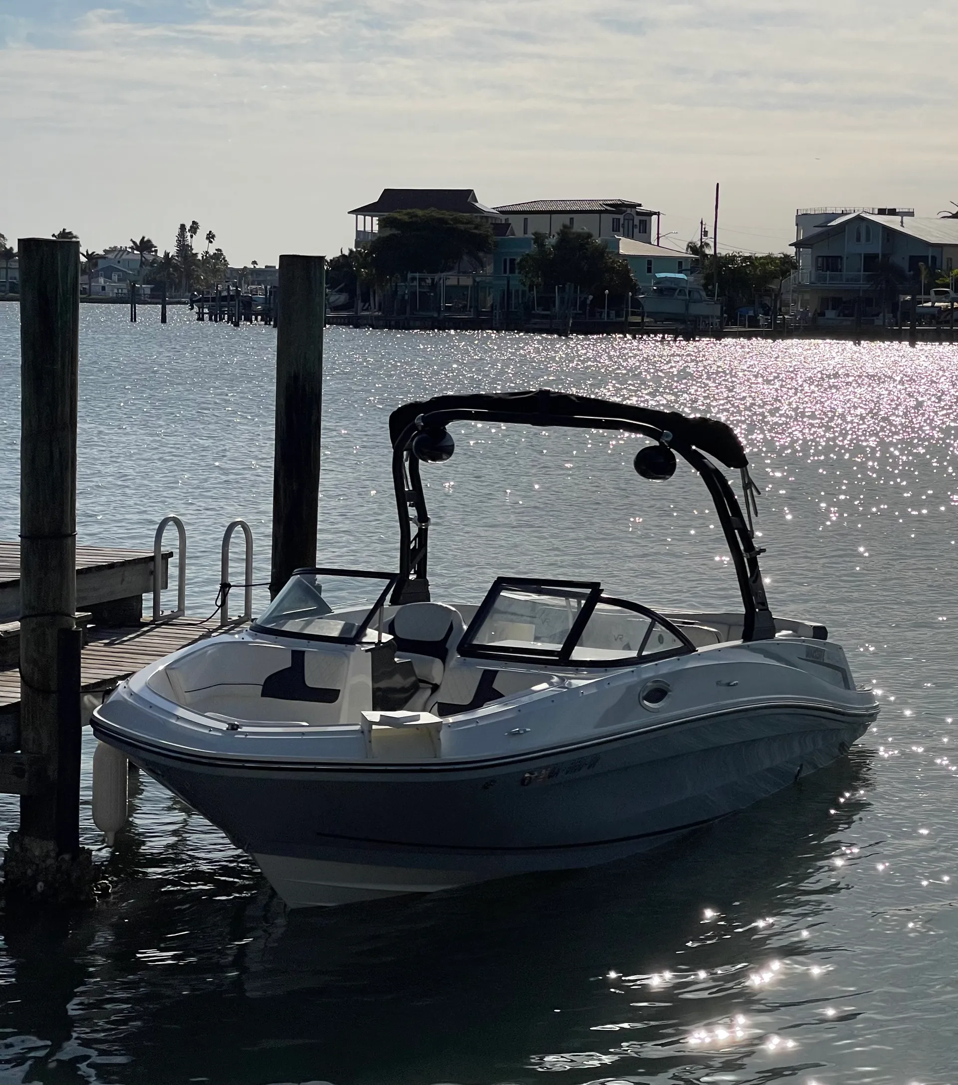 Create Lasting Memories on the Water with Our Bayliner VR6!