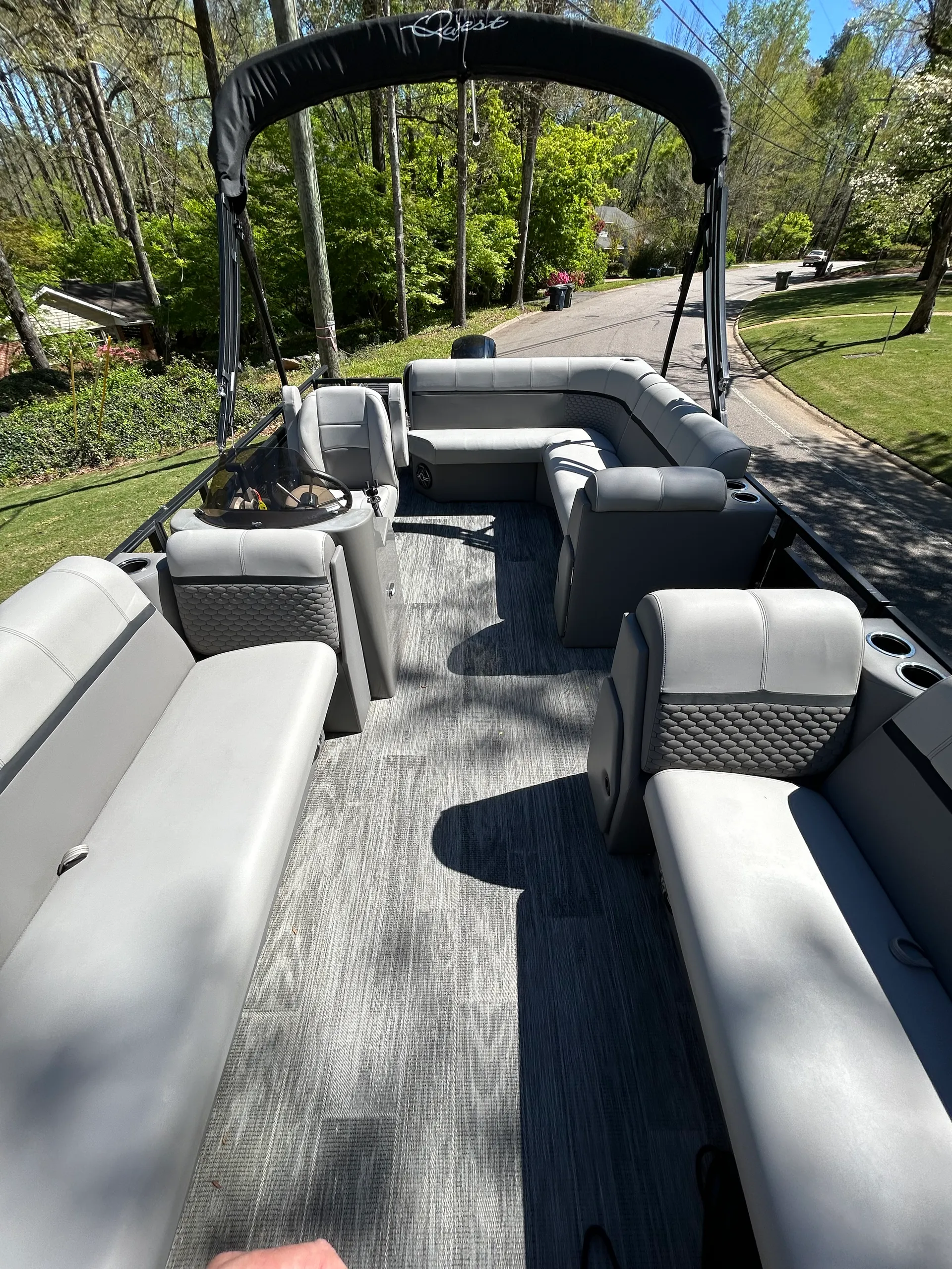 (Condo Guests ONLY) Lake Martin 5 Star pontoon retreat, easy boarding!